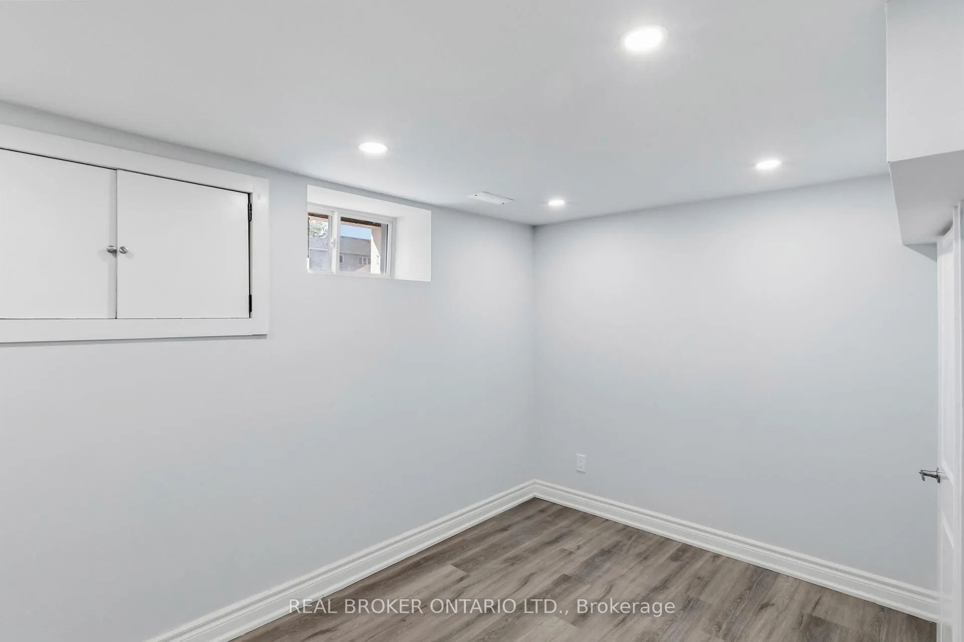 Photo 19 of Unit #01 (Main & Basement), 134 Celina Street, Oshawa, Central — HOMEH