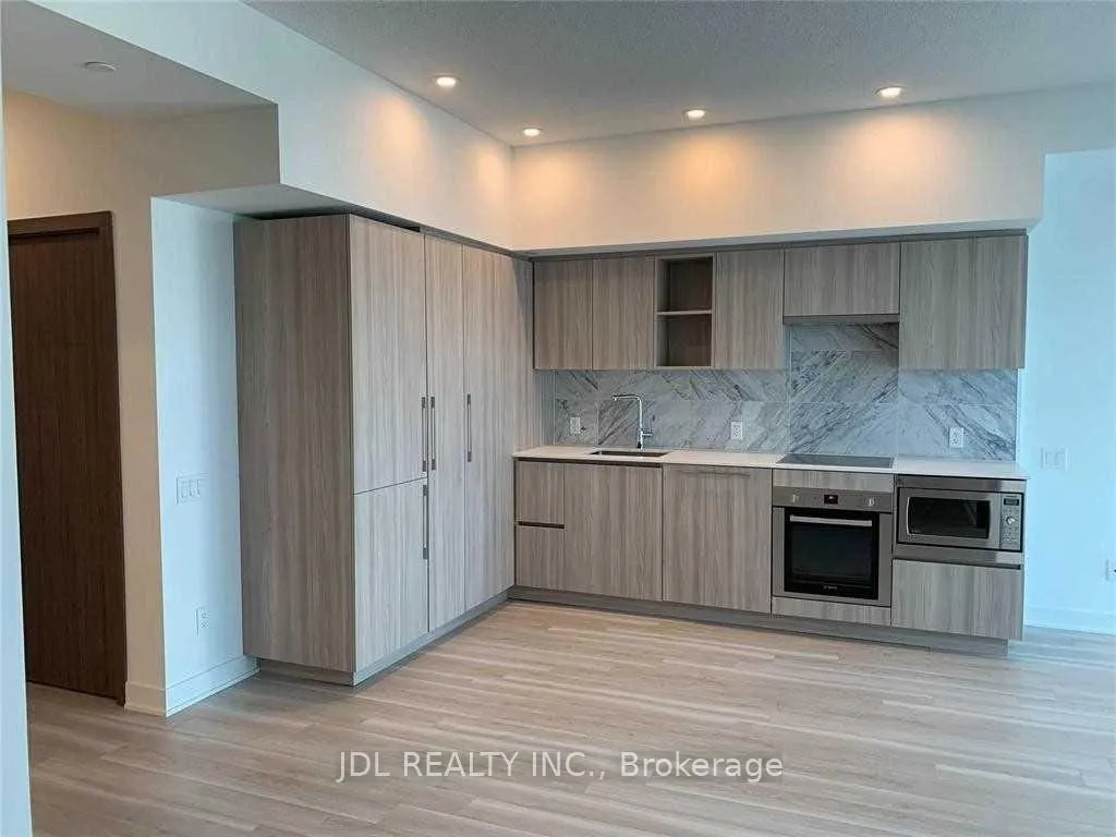 Photo 3 of Unit 3810, 19 bathurst Street, Toronto, Waterfront Communities — HOMEH