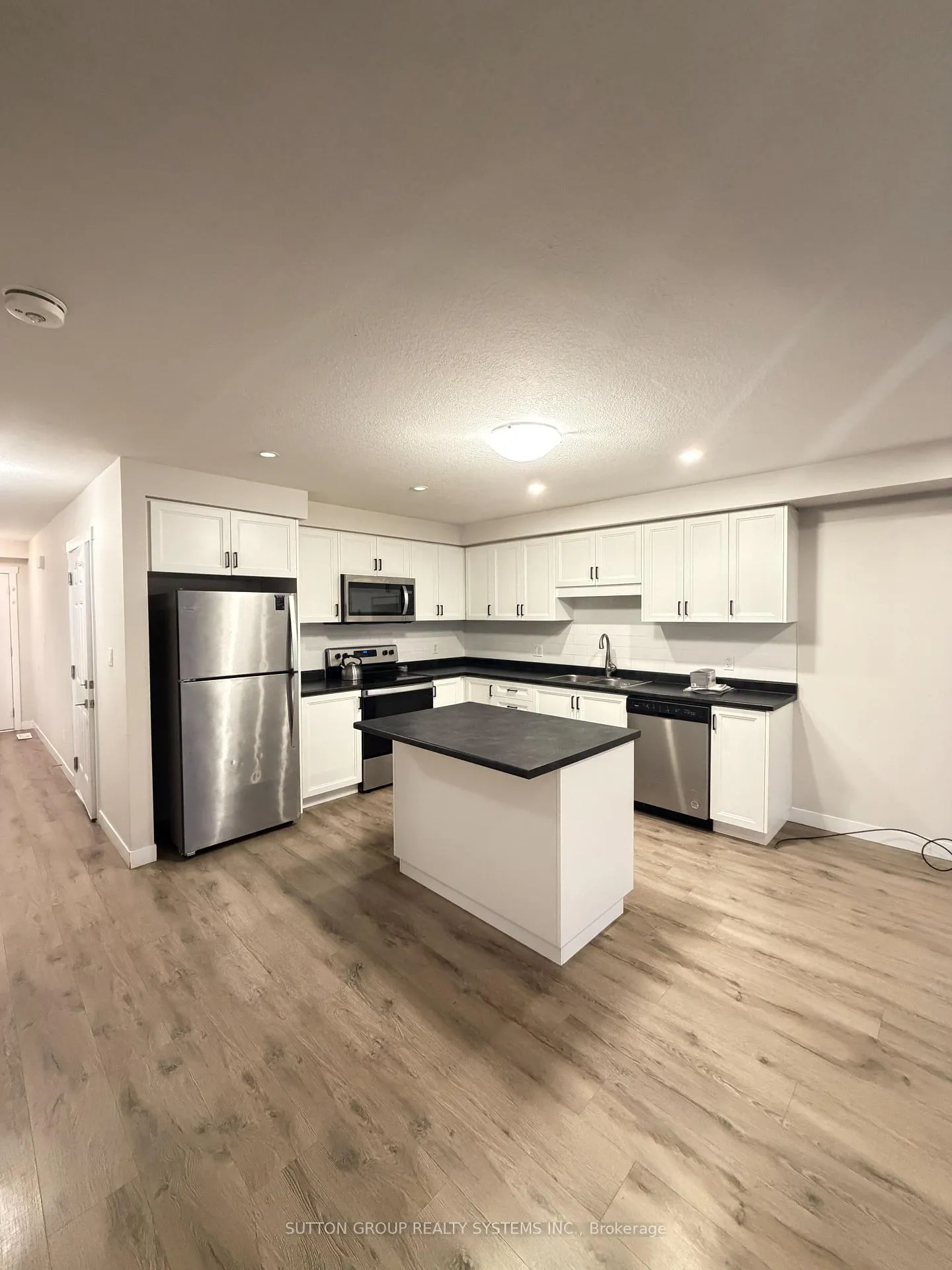 Photo 4 of Unit 4, 160 Stanley Street, Norfolk, Simcoe — HOMEH