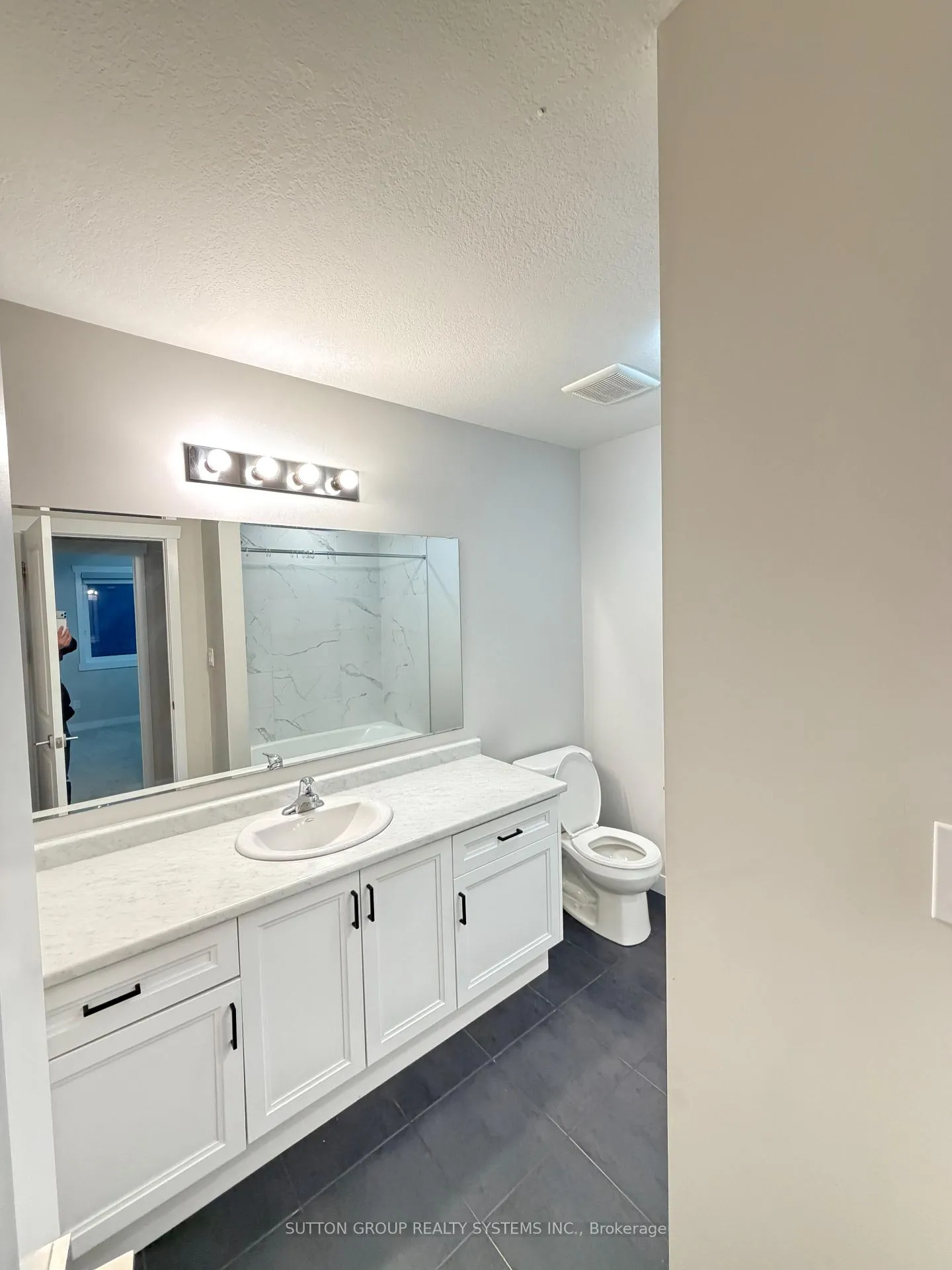 Photo 15 of Unit 4, 160 Stanley Street, Norfolk, Simcoe — HOMEH