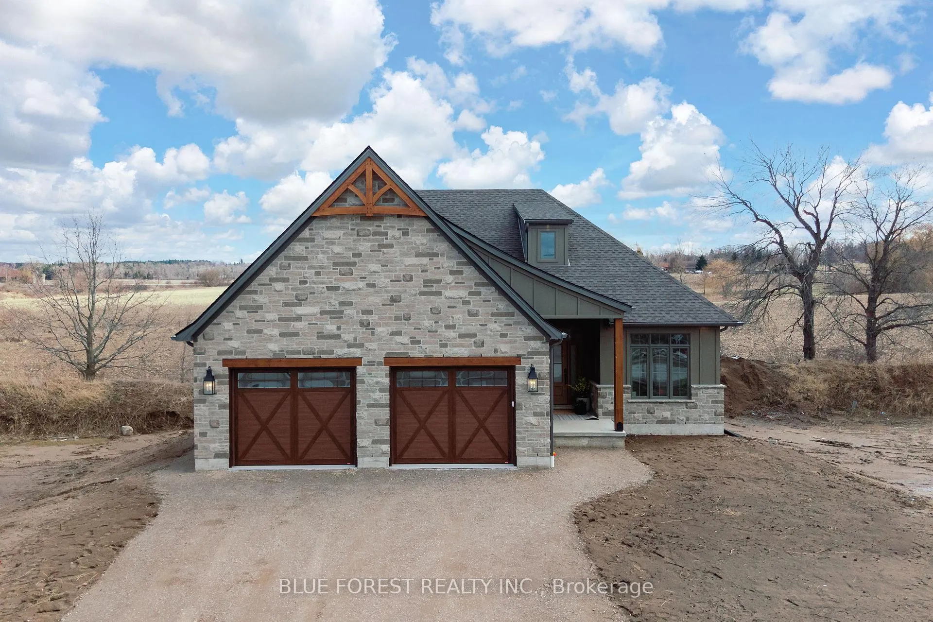 Front of 225 Harvest Lane