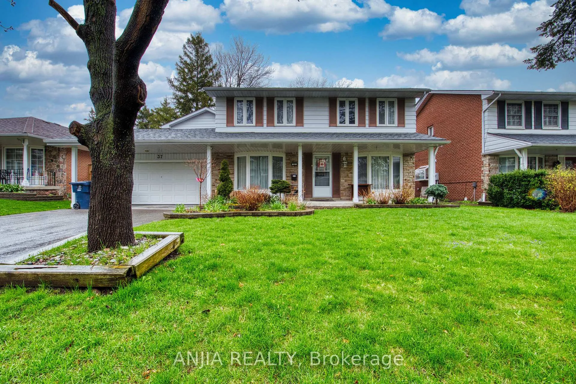 Photo 1 of Unit Basement, 37 Allangrove Crescent, Scarborough, L'Amoreaux — HOMEH