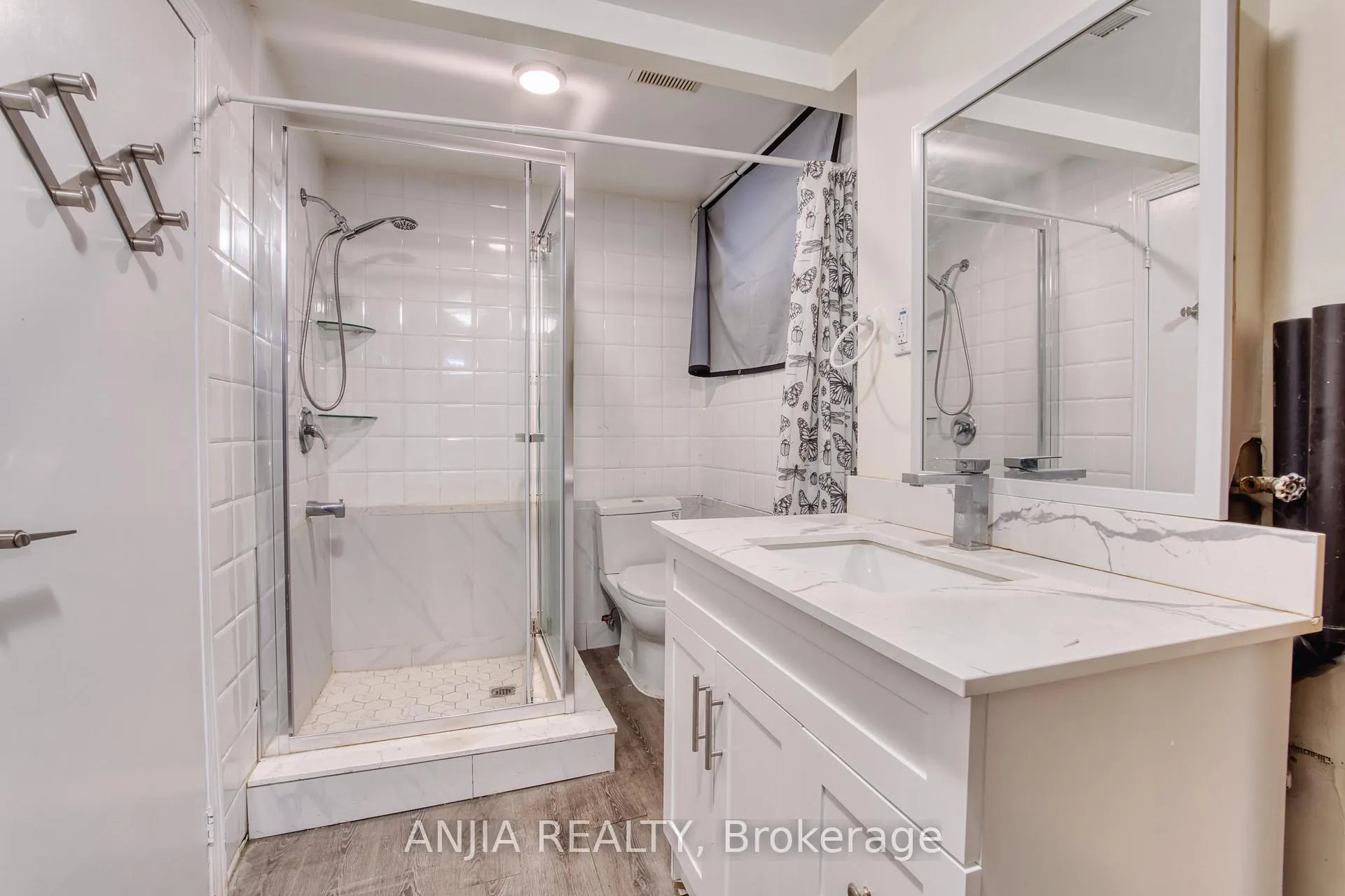 Photo 8 of Unit Basement, 37 Allangrove Crescent, Scarborough, L'Amoreaux — HOMEH