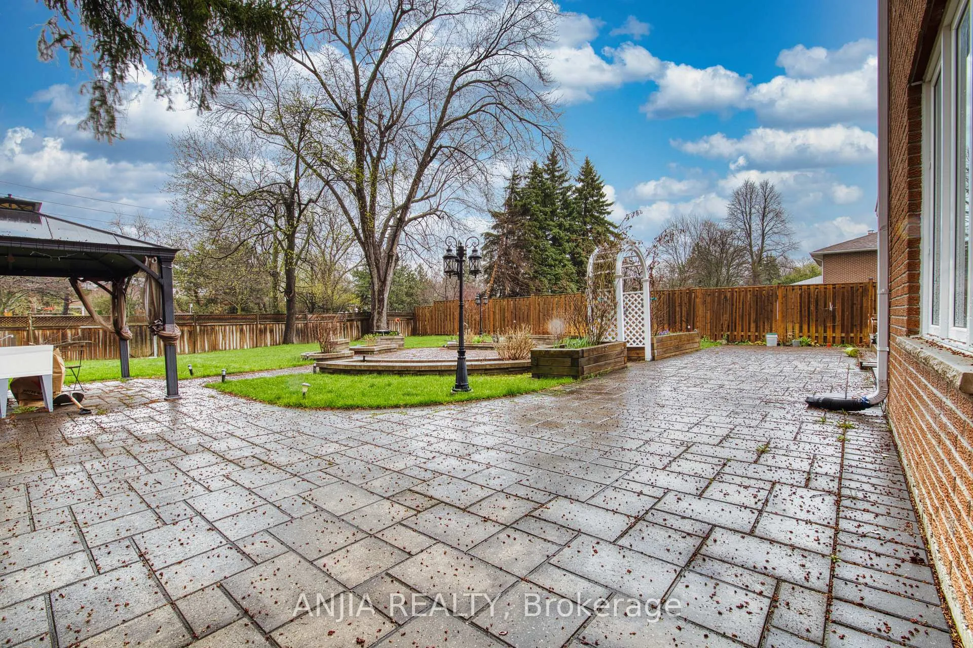 Photo 13 of Unit Basement, 37 Allangrove Crescent, Scarborough, L'Amoreaux — HOMEH