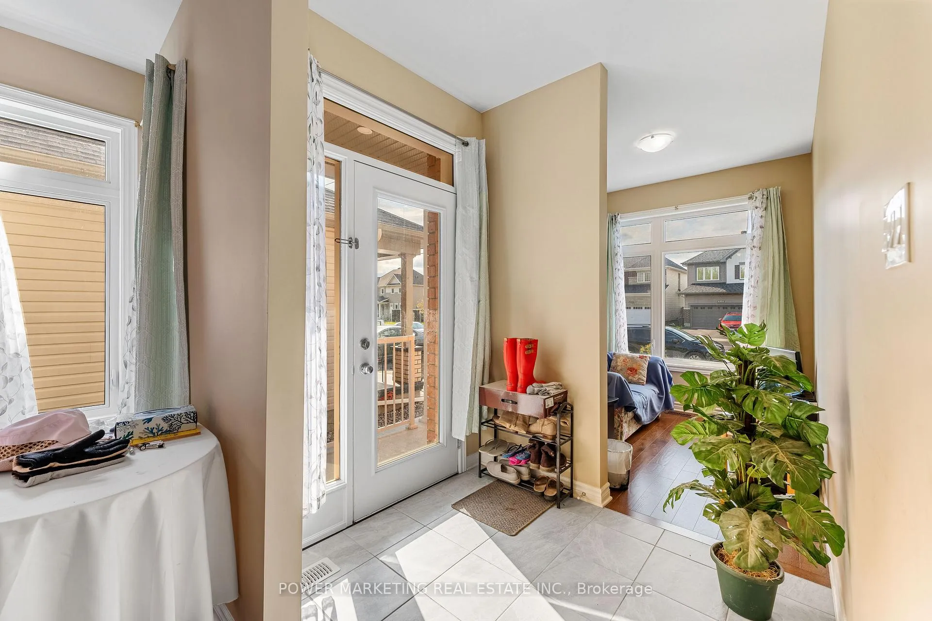 Photo 4 of 6356 Renaud Road, Ottawa, Mer Bleue/Bradley Estates/Anderson Park — HOMEH