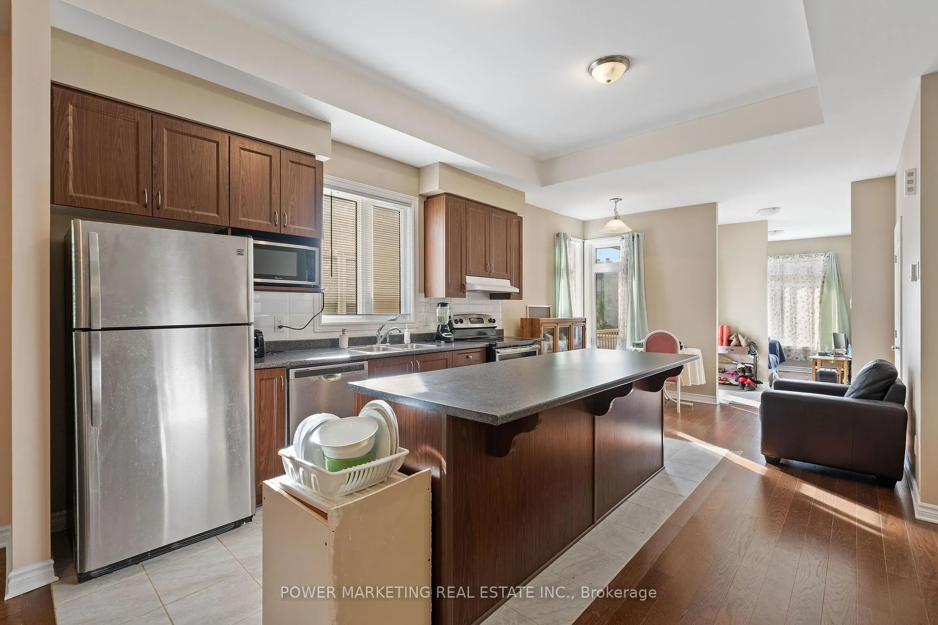 Photo 10 of 6356 Renaud Road, Ottawa, Mer Bleue/Bradley Estates/Anderson Park — HOMEH