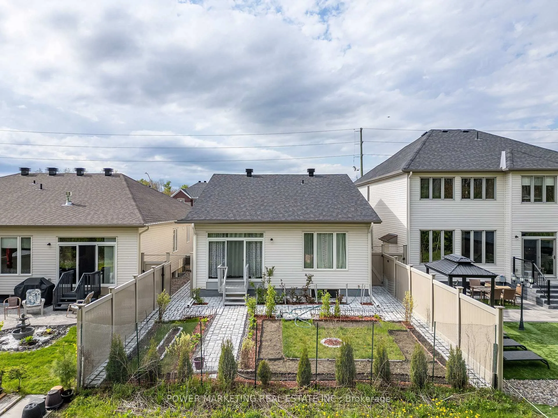 Photo 32 of 6356 Renaud Road, Ottawa, Mer Bleue/Bradley Estates/Anderson Park — HOMEH
