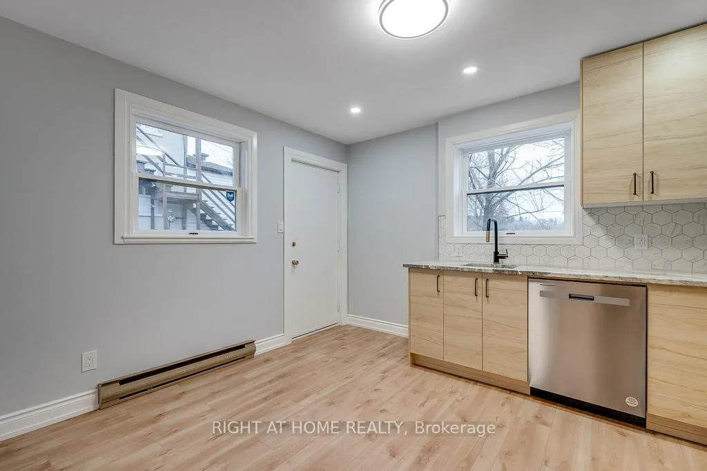 Photo 8 of 97 Madawaska Street, Arnprior, Arnprior — HOMEH