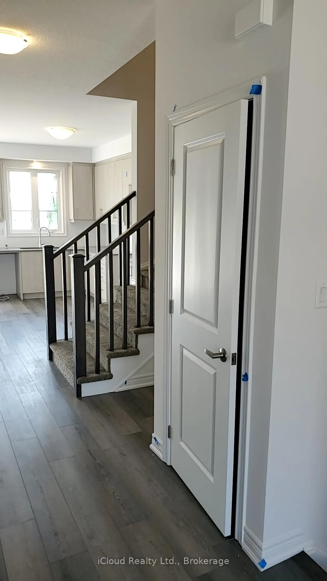 Photo 6 of 120 Court Drive, Brant, Paris — HOMEH