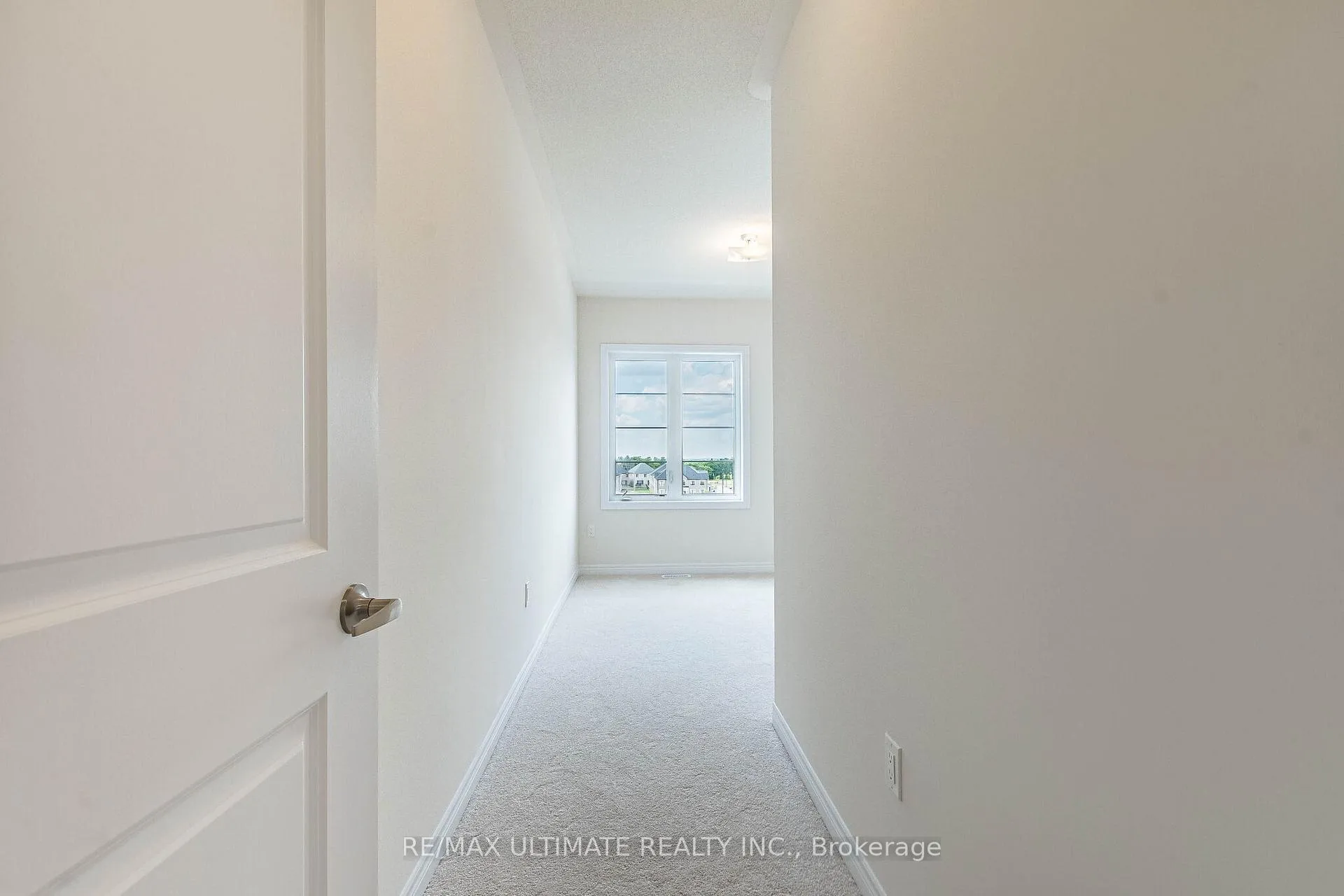 Photo 27 of 39 Sapwood Crescent, Brampton, Snelgrove — HOMEH