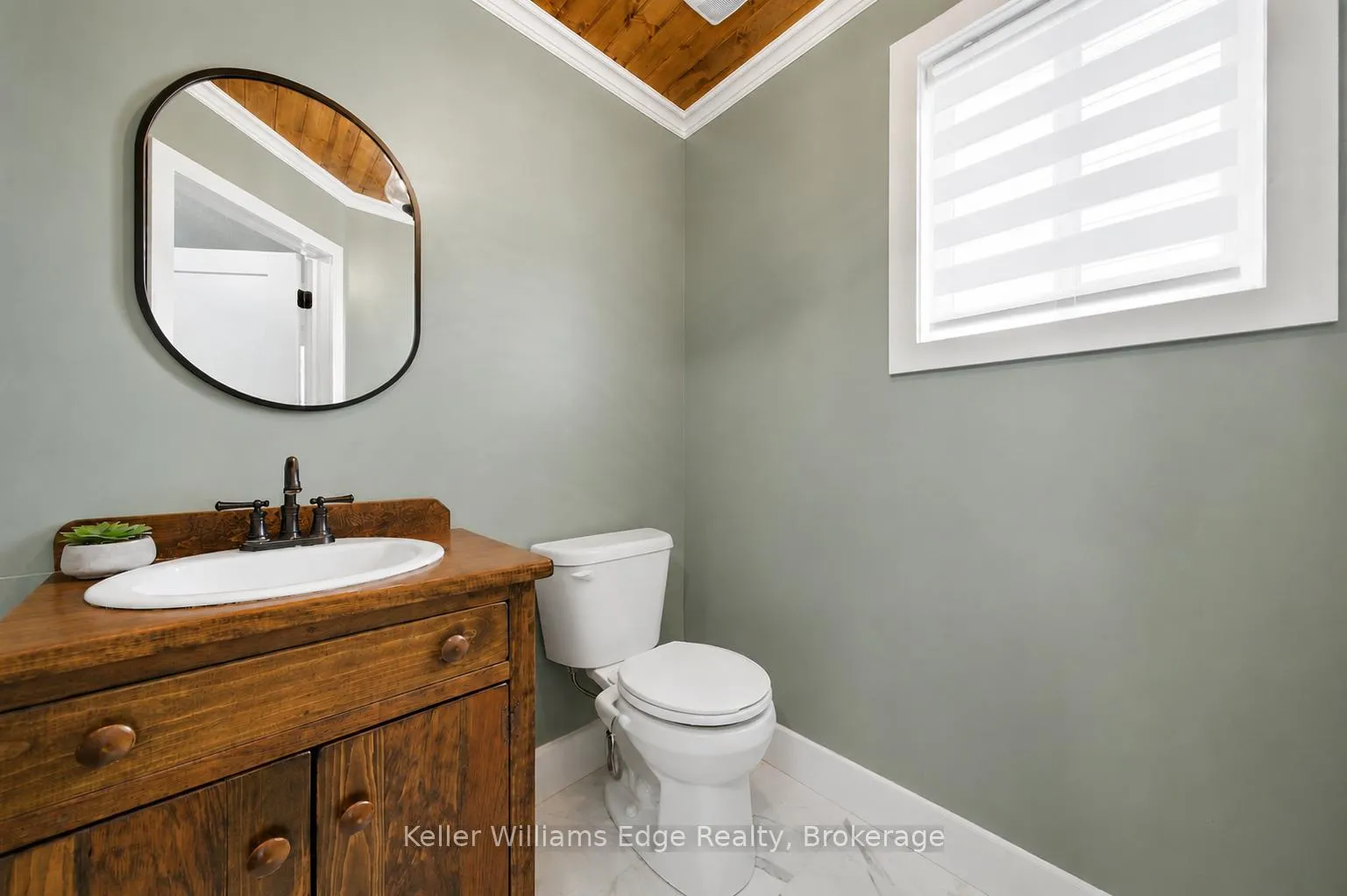 Photo 5 of 35 Rosebury Way, Hamilton, Mount Hope — HOMEH