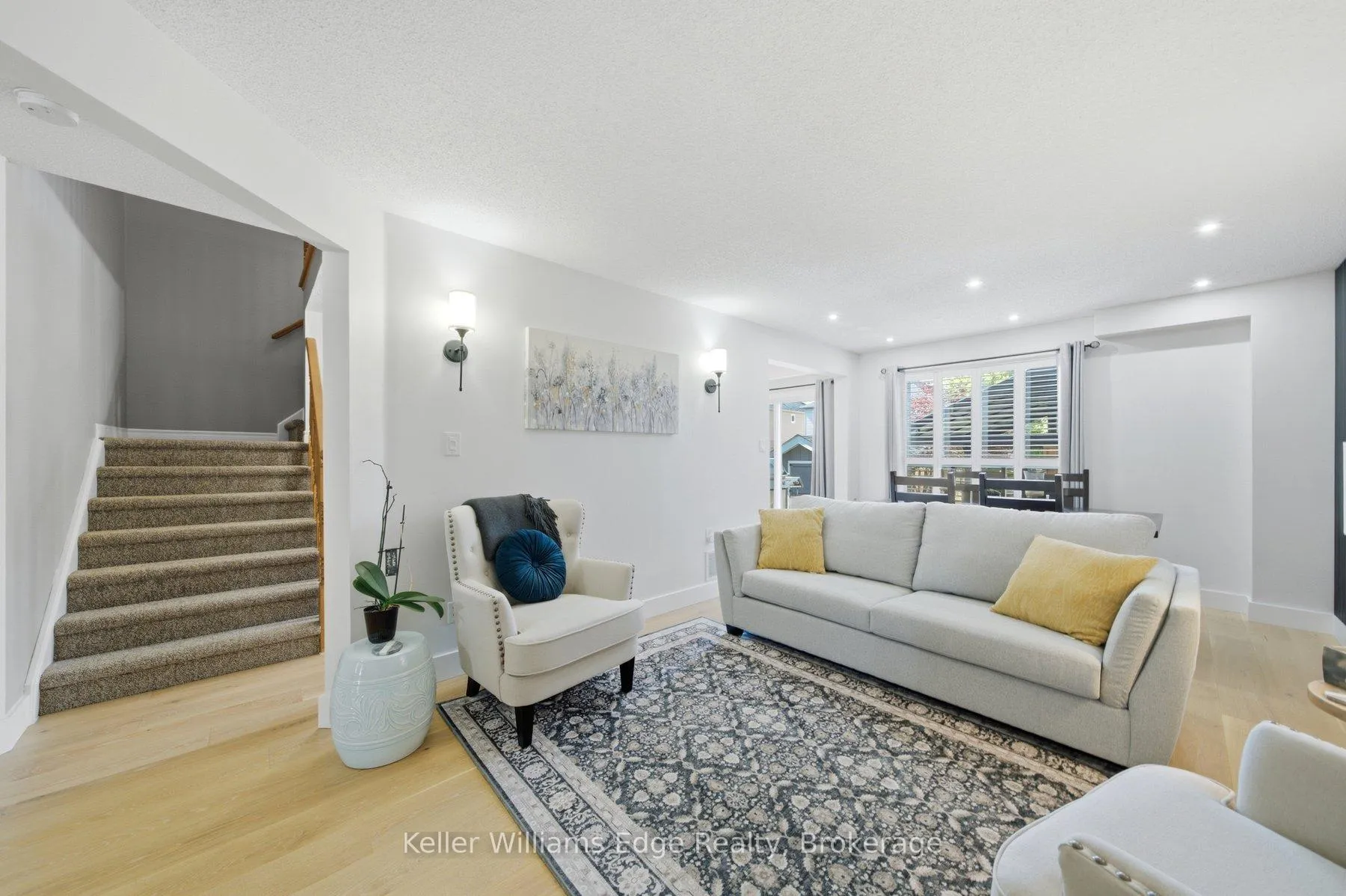 Photo 7 of 35 Rosebury Way, Hamilton, Mount Hope — HOMEH