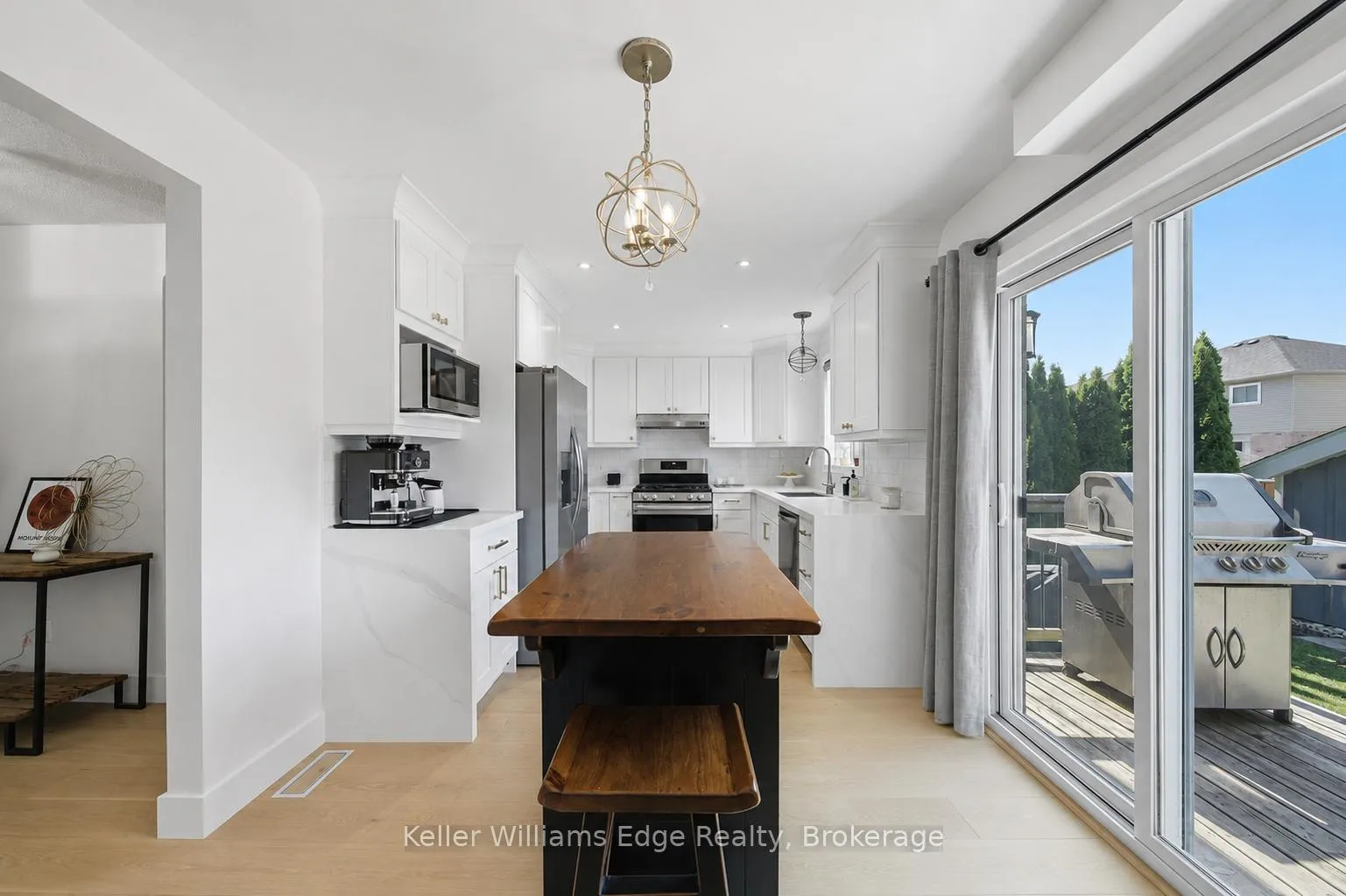 Photo 11 of 35 Rosebury Way, Hamilton, Mount Hope — HOMEH