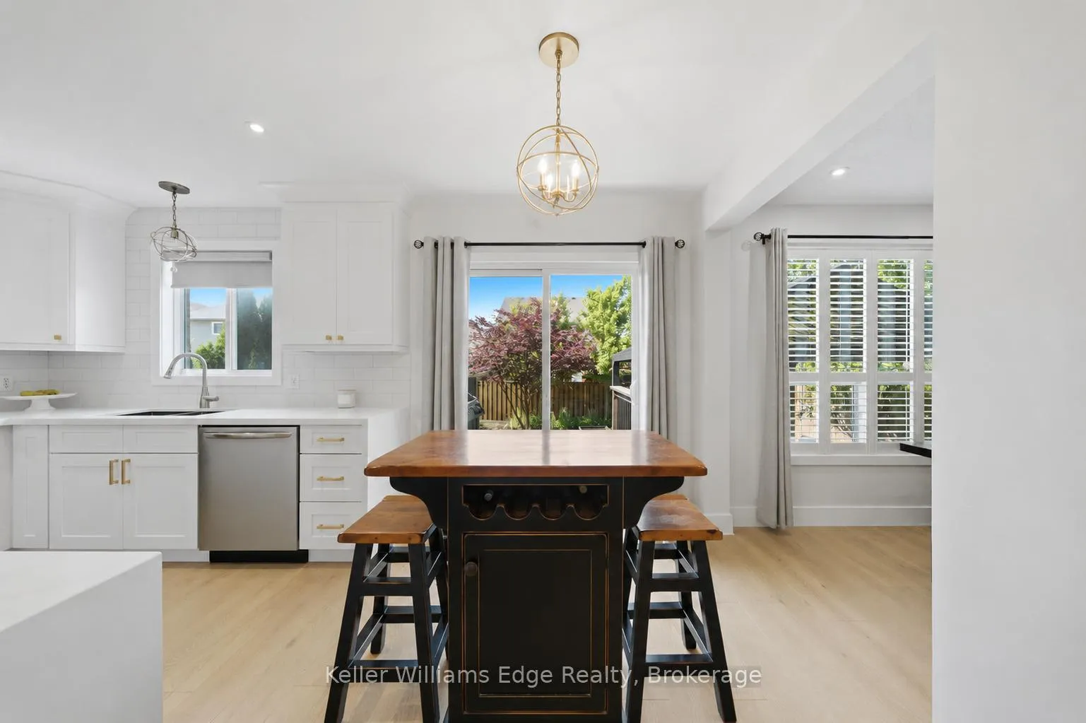 Photo 13 of 35 Rosebury Way, Hamilton, Mount Hope — HOMEH