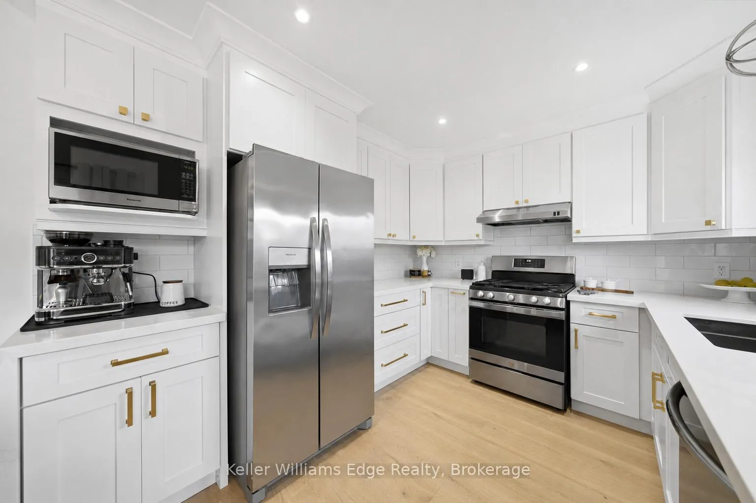 Photo 15 of 35 Rosebury Way, Hamilton, Mount Hope — HOMEH