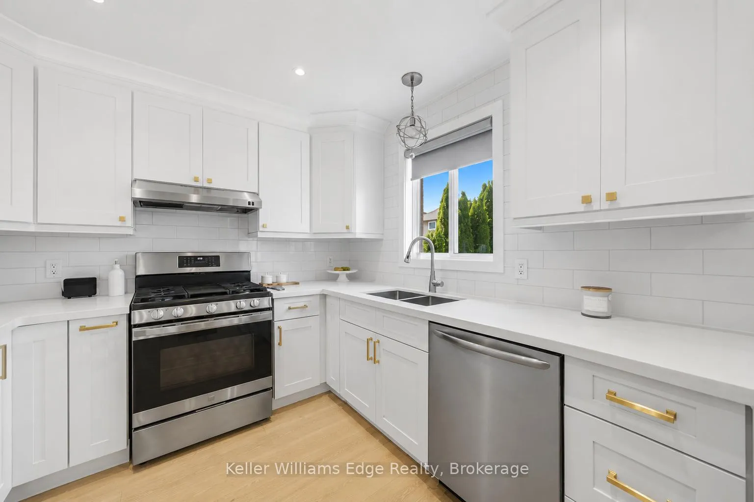Photo 17 of 35 Rosebury Way, Hamilton, Mount Hope — HOMEH