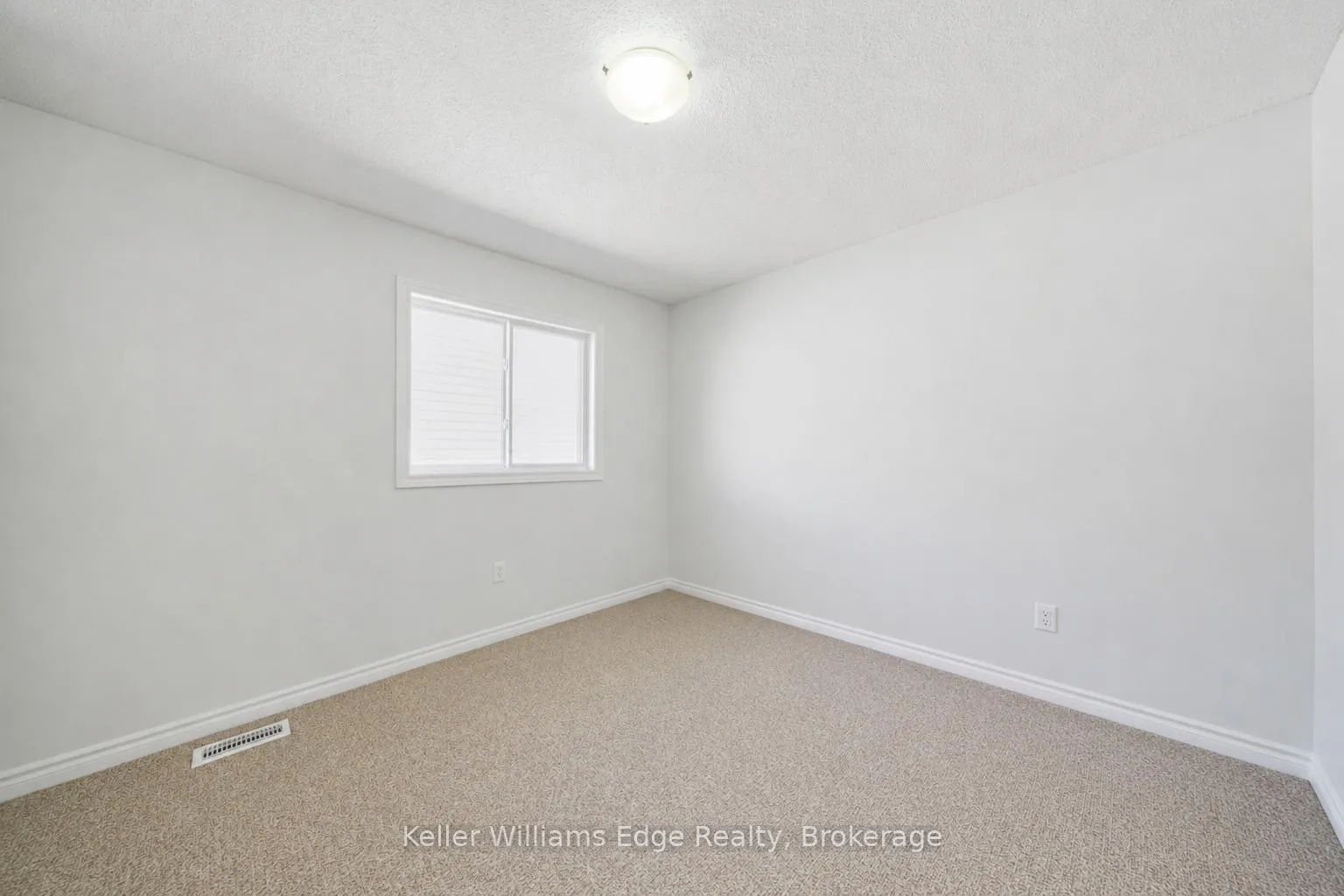 Photo 26 of 35 Rosebury Way, Hamilton, Mount Hope — HOMEH