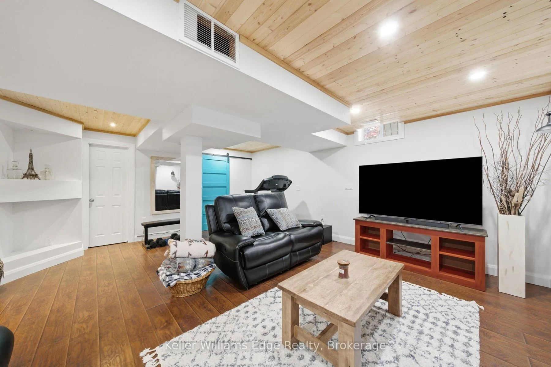 Photo 33 of 35 Rosebury Way, Hamilton, Mount Hope — HOMEH