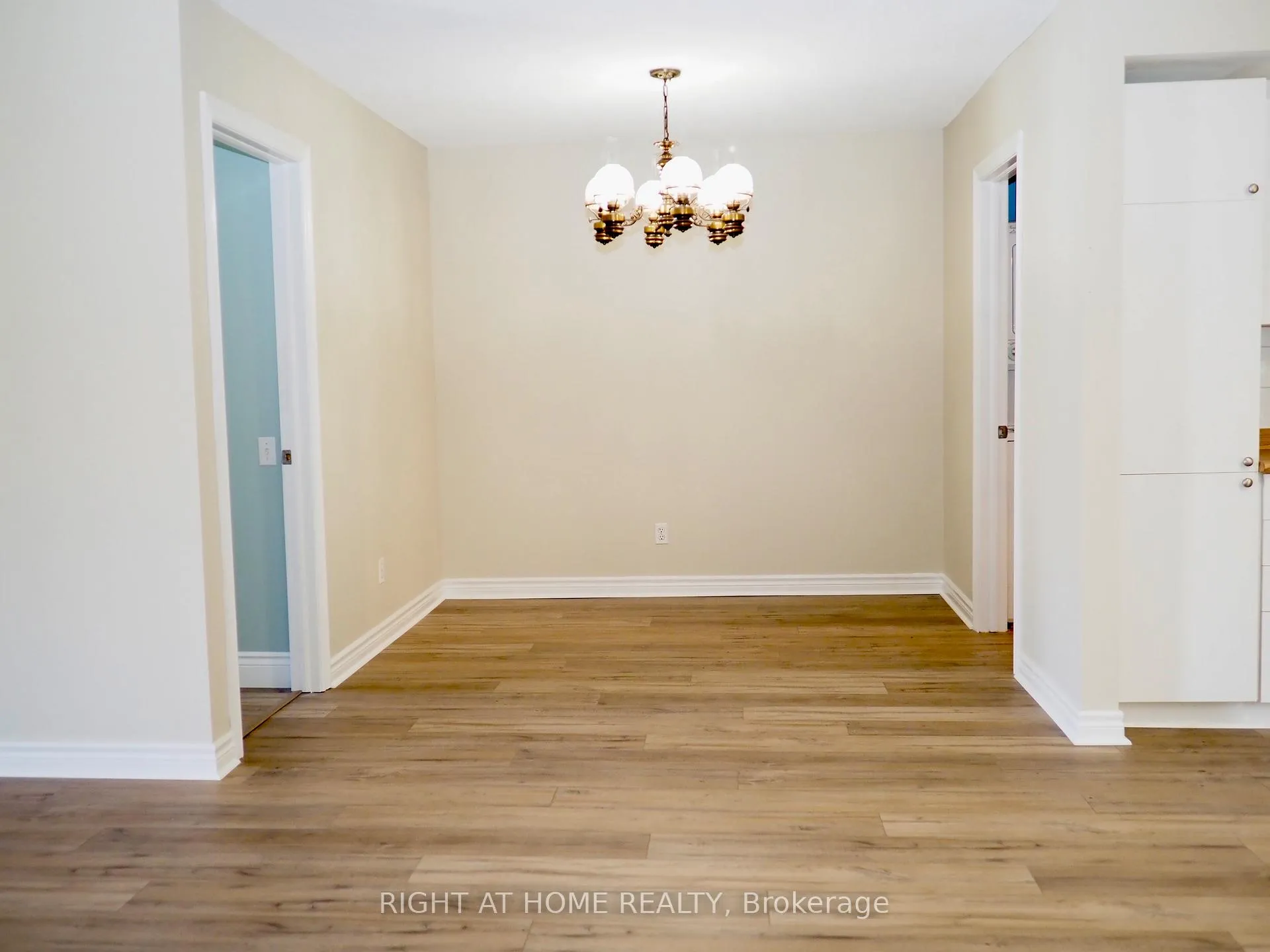 Photo 17 of Unit 10, 77 Mill Street E, New Tecumseth, Tottenham — HOMEH