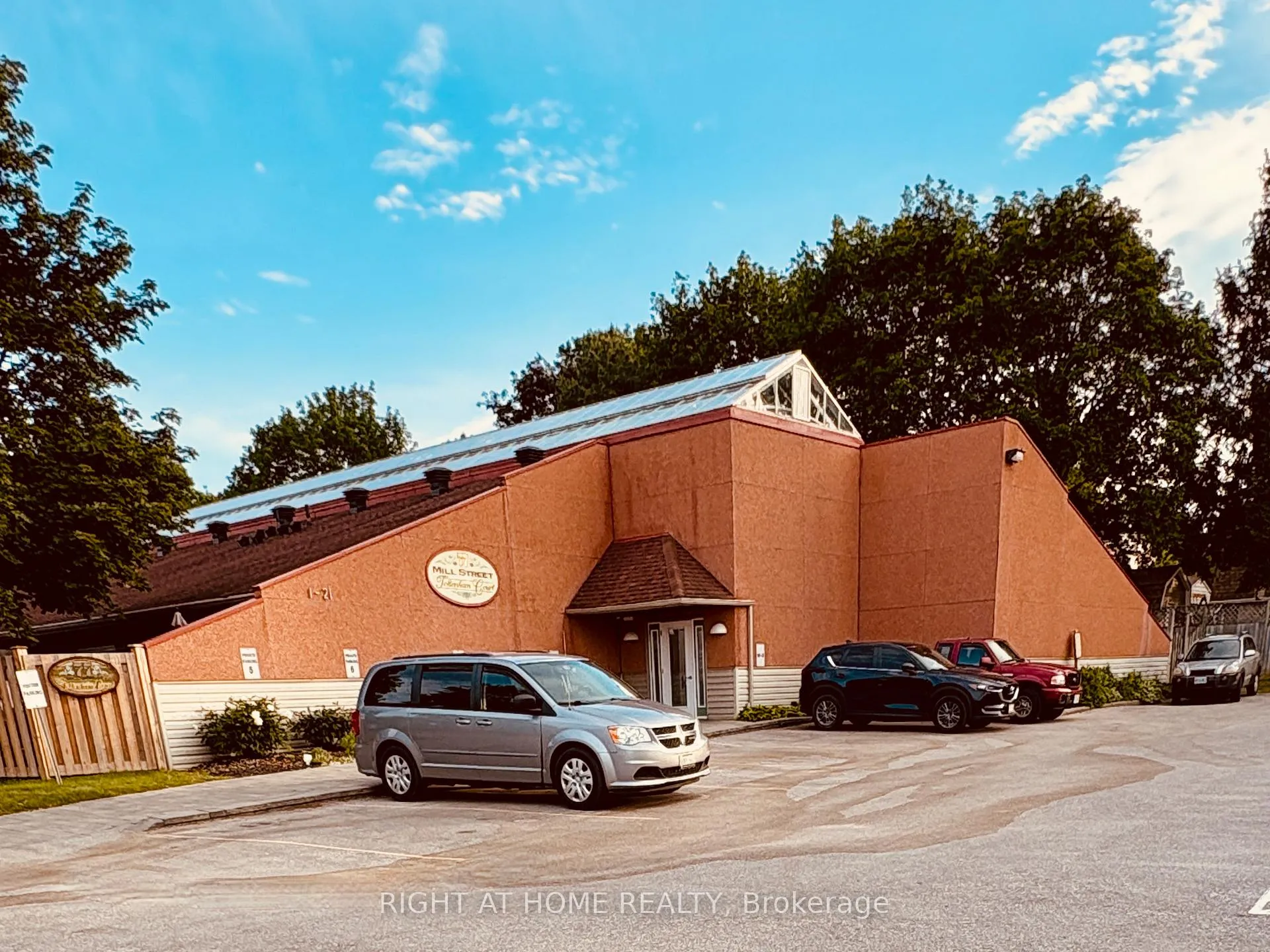 Photo 19 of Unit 10, 77 Mill Street E, New Tecumseth, Tottenham — HOMEH