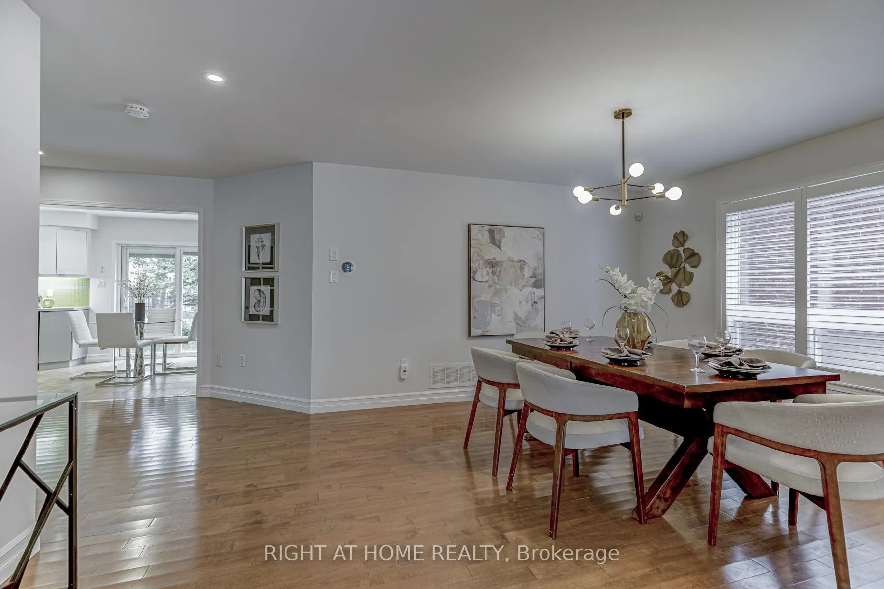 Photo 7 of 49 Bradbury Crescent, Ajax, Northwest Ajax — HOMEH