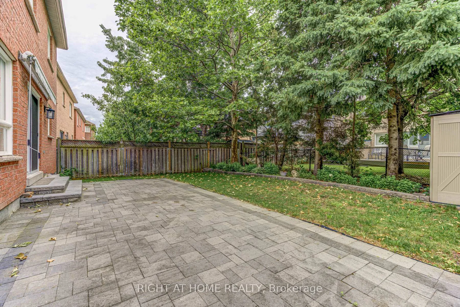 Photo 41 of 49 Bradbury Crescent, Ajax, Northwest Ajax — HOMEH