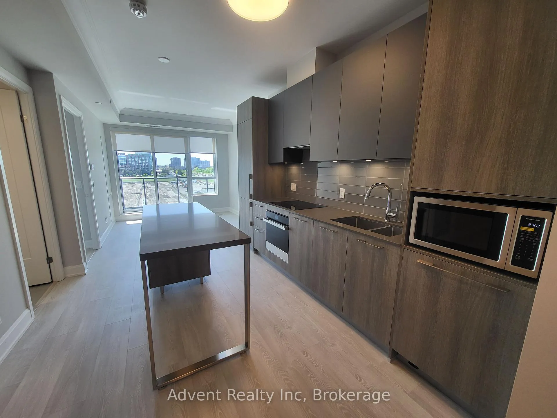 Photo 1 of Unit 707, 18 Water Walk Drive, Markham, Unionville — HOMEH