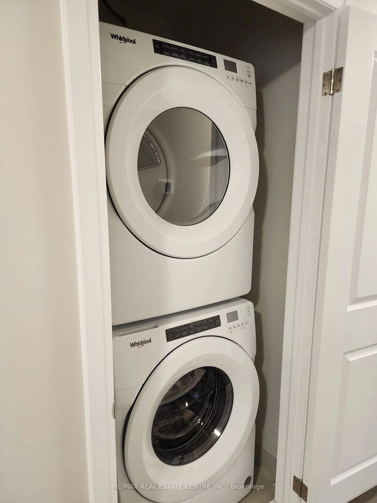 Photo 5 of Unit A72, 261 Woodbine Ave, Kitchener, Huron Park — HOMEH