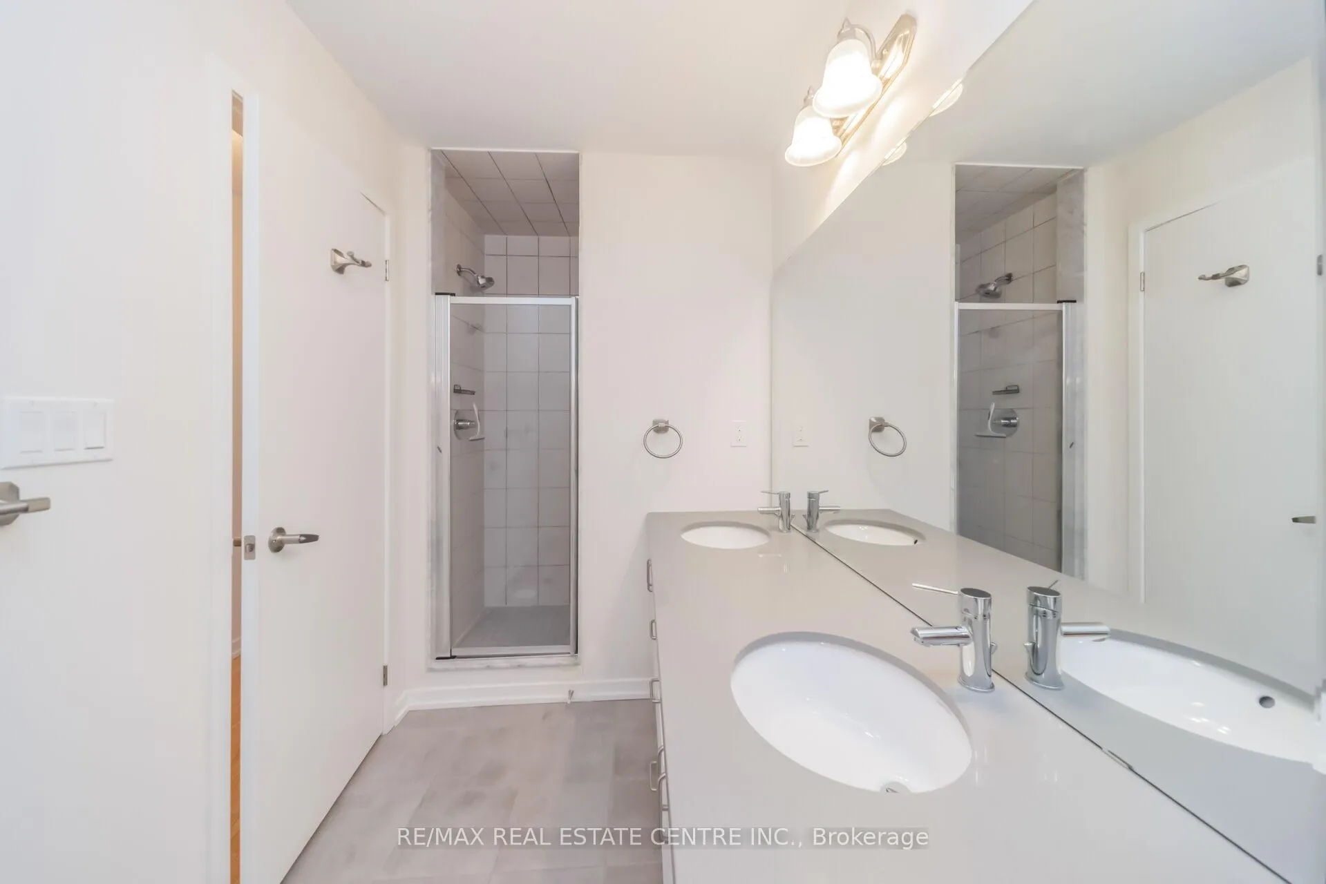 Photo 32 of 30 Lambert Lane, Caledon, Bolton East — HOMEH