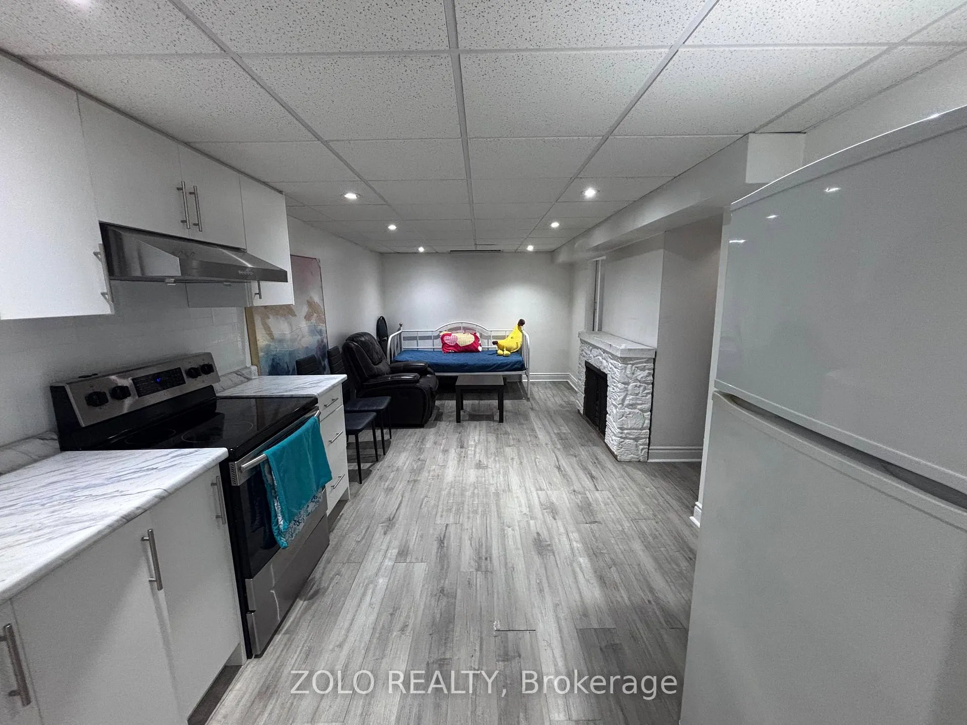Photo 15 of 34 Primrose Crescent, Brampton, Heart Lake West — HOMEH