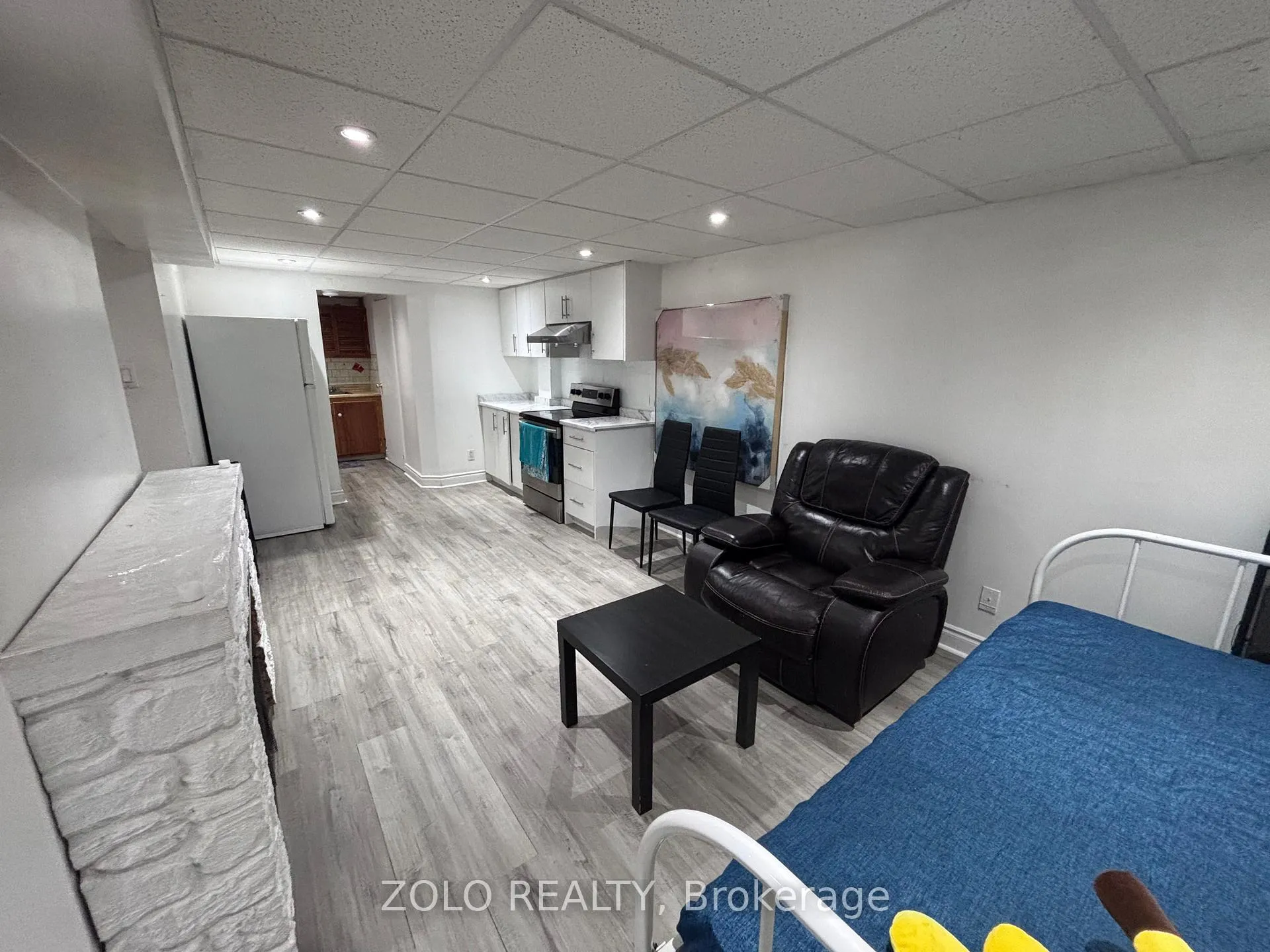 Photo 16 of 34 Primrose Crescent, Brampton, Heart Lake West — HOMEH
