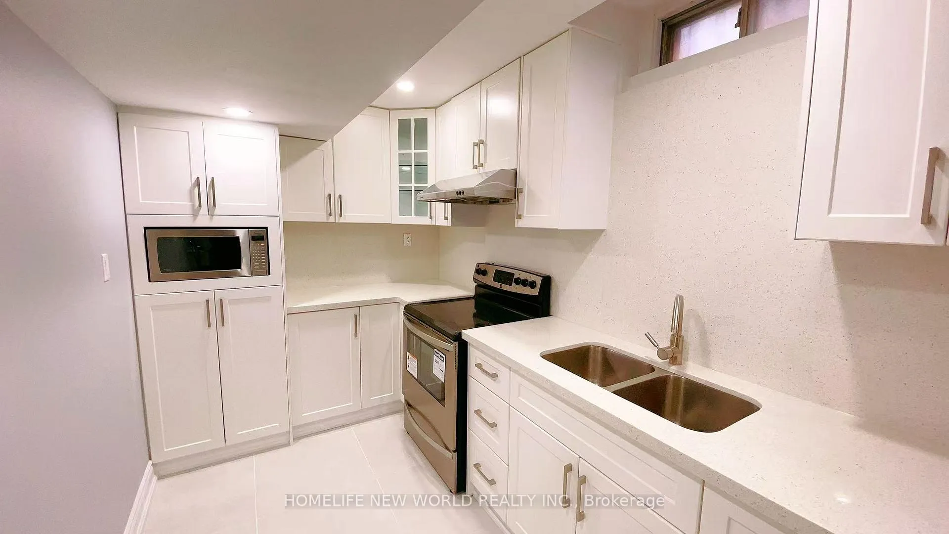 Photo 5 of Bsmt 4 Woodstone Avenue, Richmond Hill, Devonsleigh — HOMEH