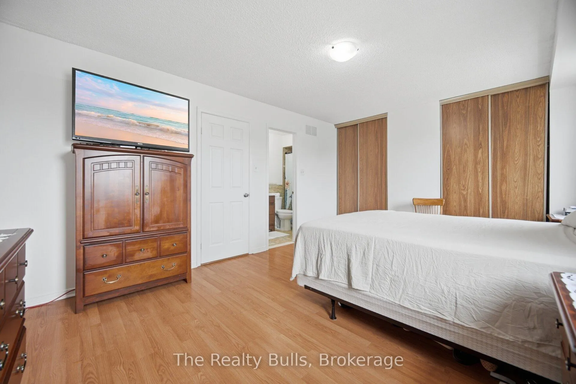 Photo 15 of 38 Thorntree Crescent, Brampton, Fletcher's Creek South — HOMEH