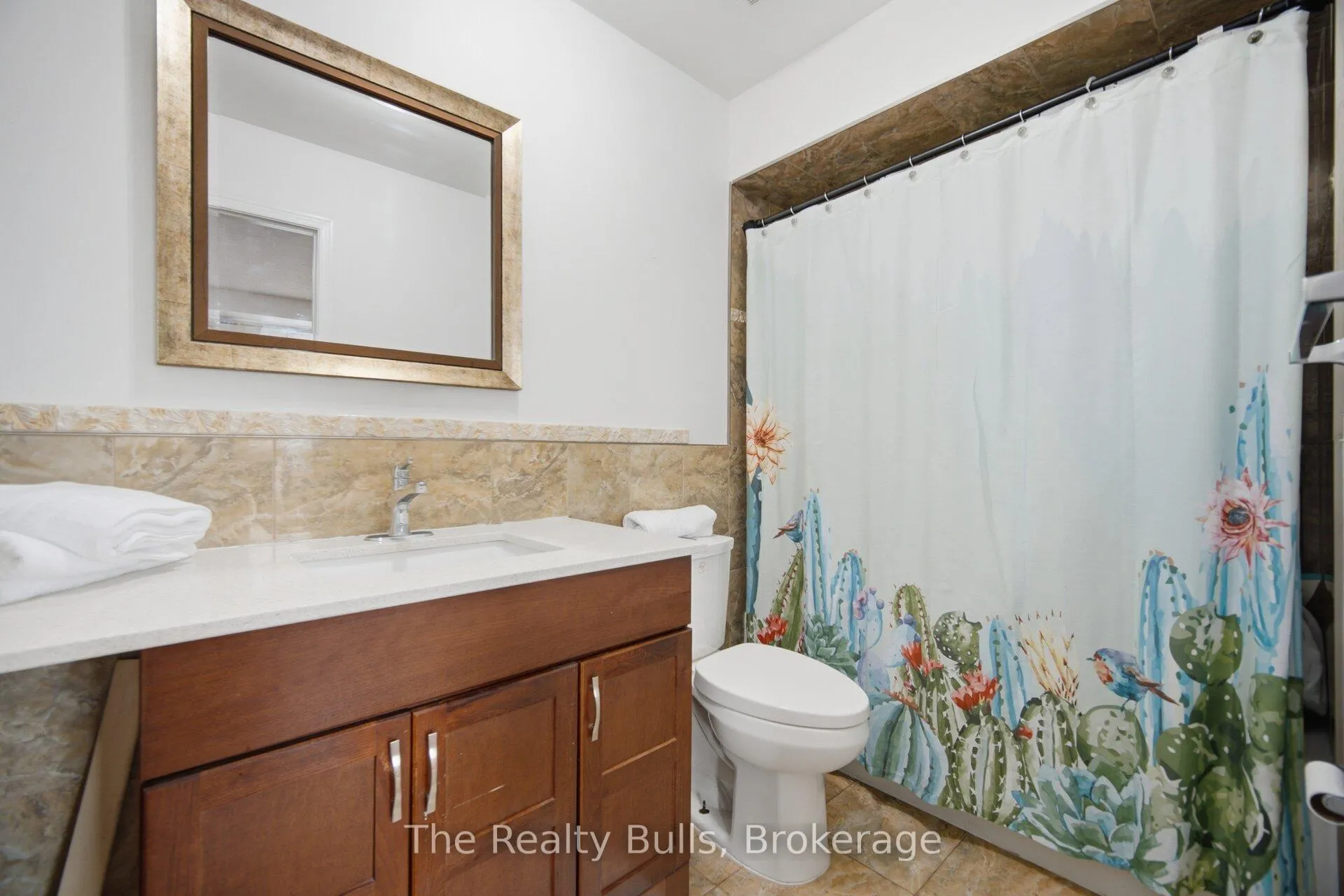 Photo 16 of 38 Thorntree Crescent, Brampton, Fletcher's Creek South — HOMEH