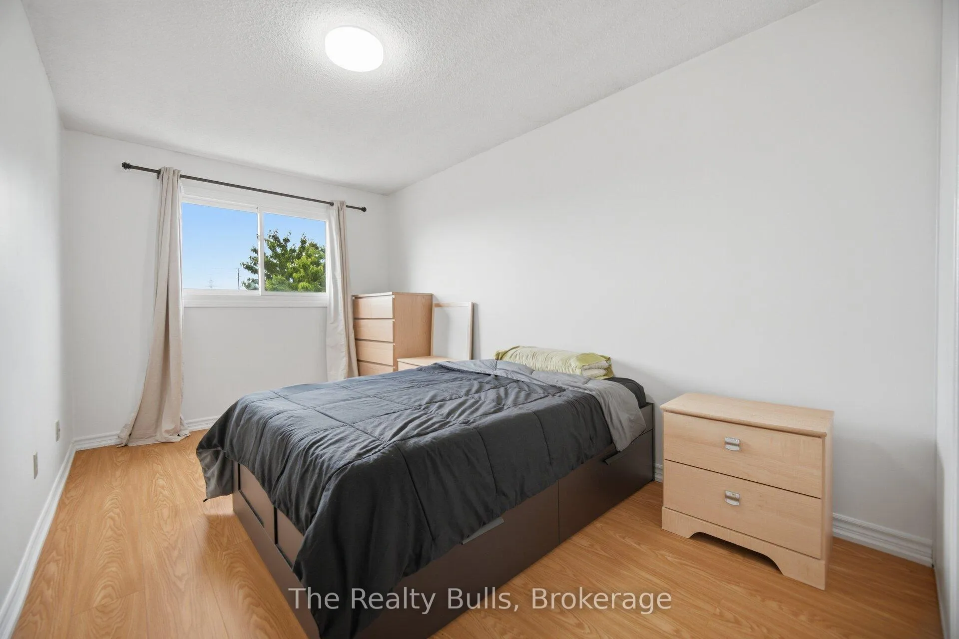 Photo 17 of 38 Thorntree Crescent, Brampton, Fletcher's Creek South — HOMEH