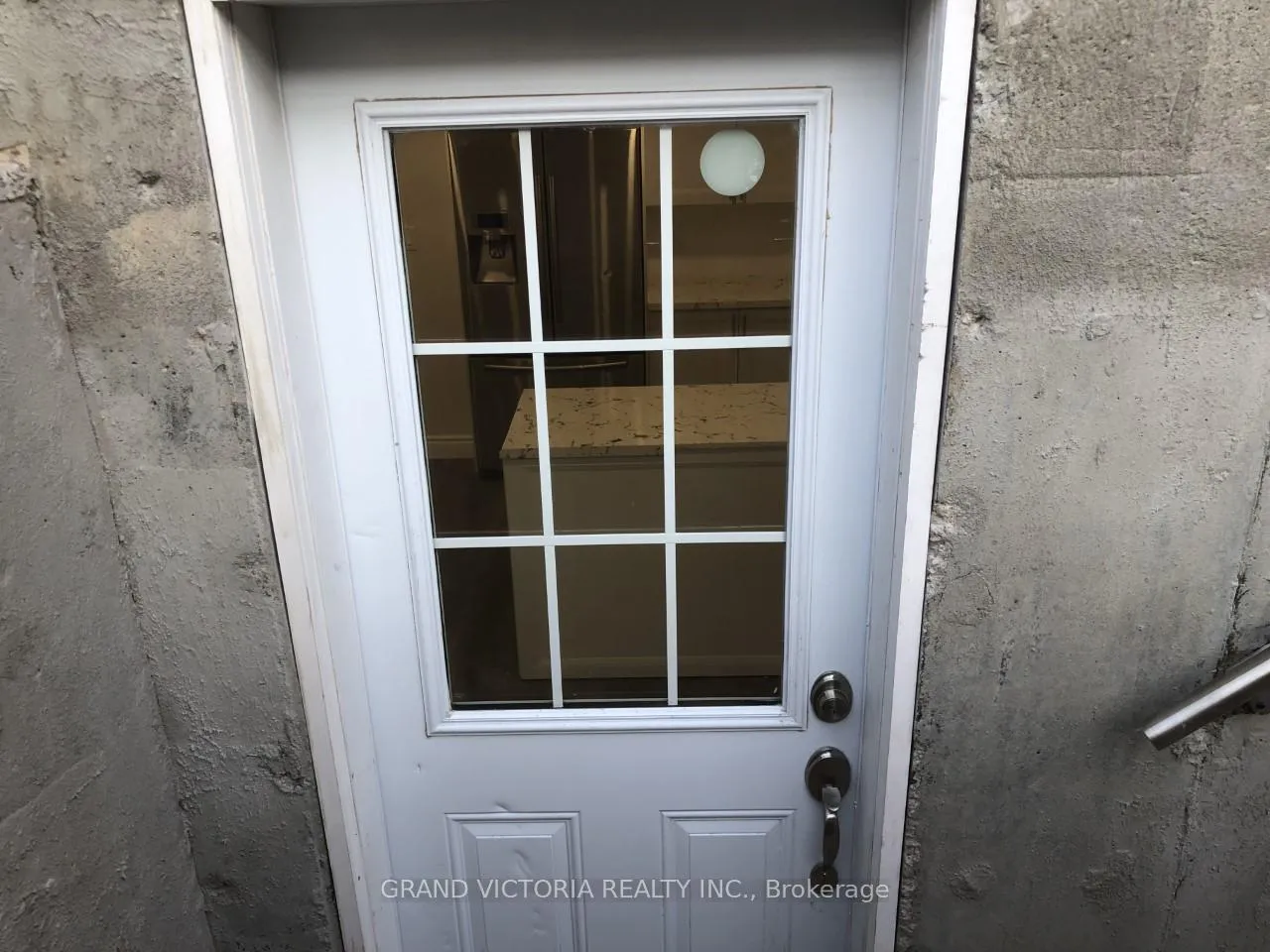 Photo 3 of Lower 185 Skinner Road, Hamilton, Waterdown — HOMEH