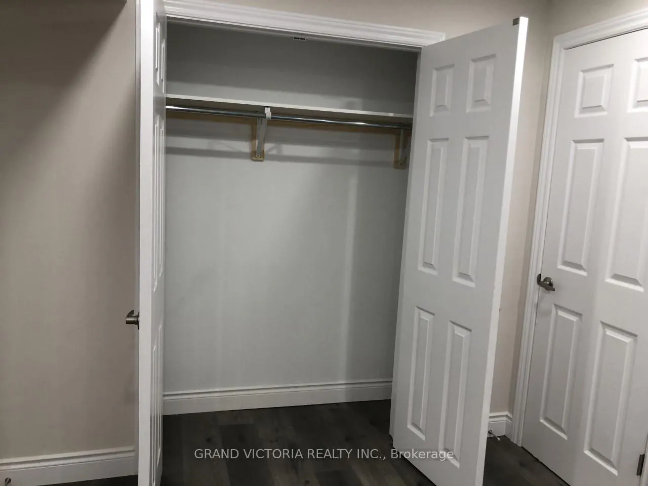 Photo 11 of Lower 185 Skinner Road, Hamilton, Waterdown — HOMEH