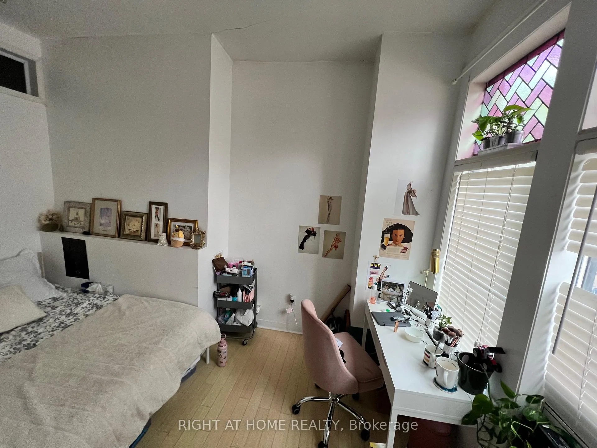 Photo 10 of Unit B, 210 Mccaul Street, Toronto, Kensington-Chinatown — HOMEH