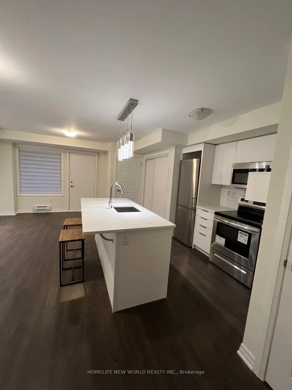 Photo 2 of Unit 5, 163 William Duncan Road, North York, Downsview-Roding-CFB — HOMEH