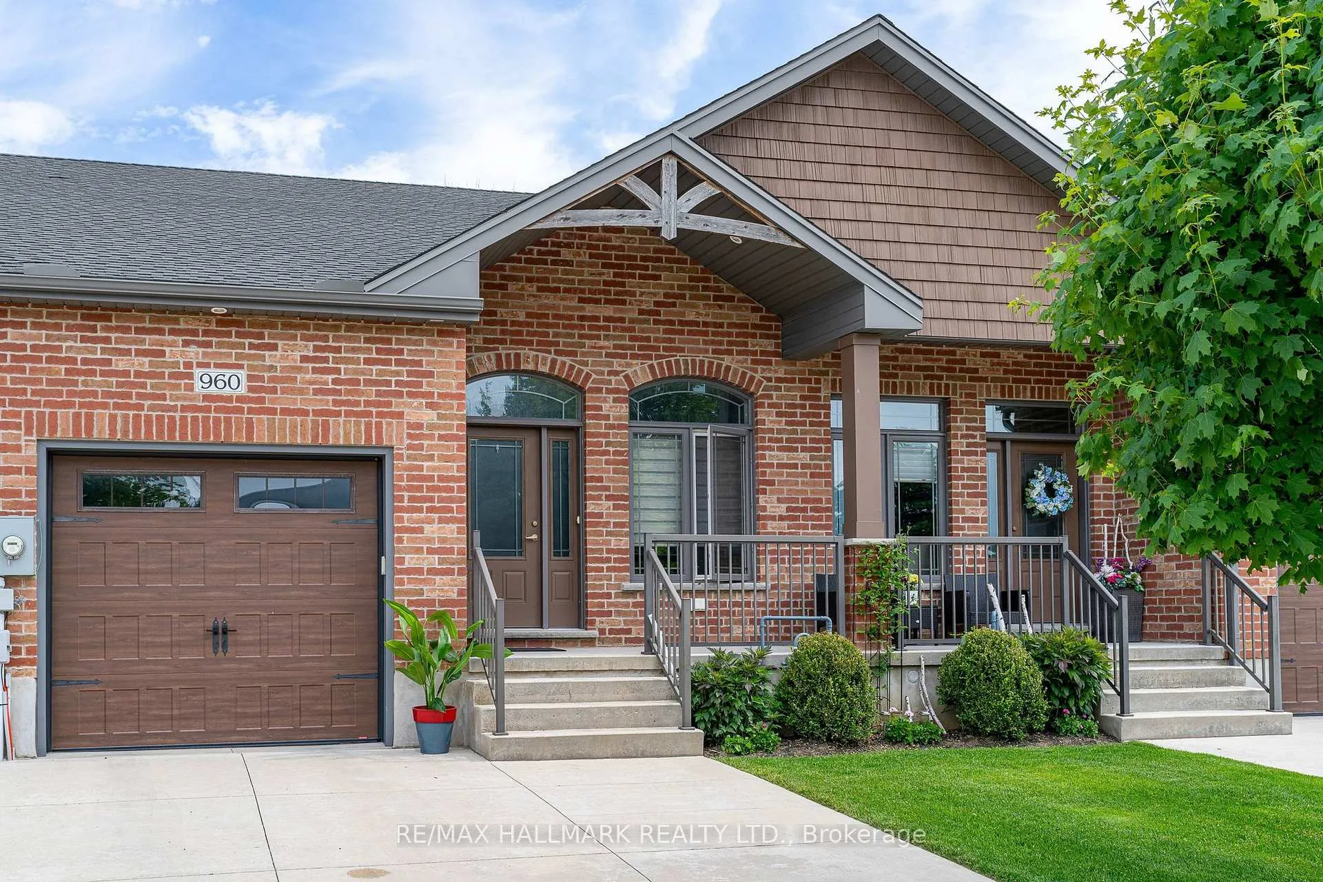 Photo 1 of 960 17TH Street E, Owen Sound — HOMEH