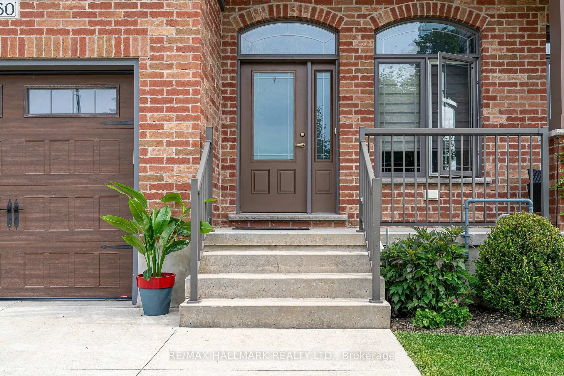 Photo 4 of 960 17TH Street E, Owen Sound — HOMEH