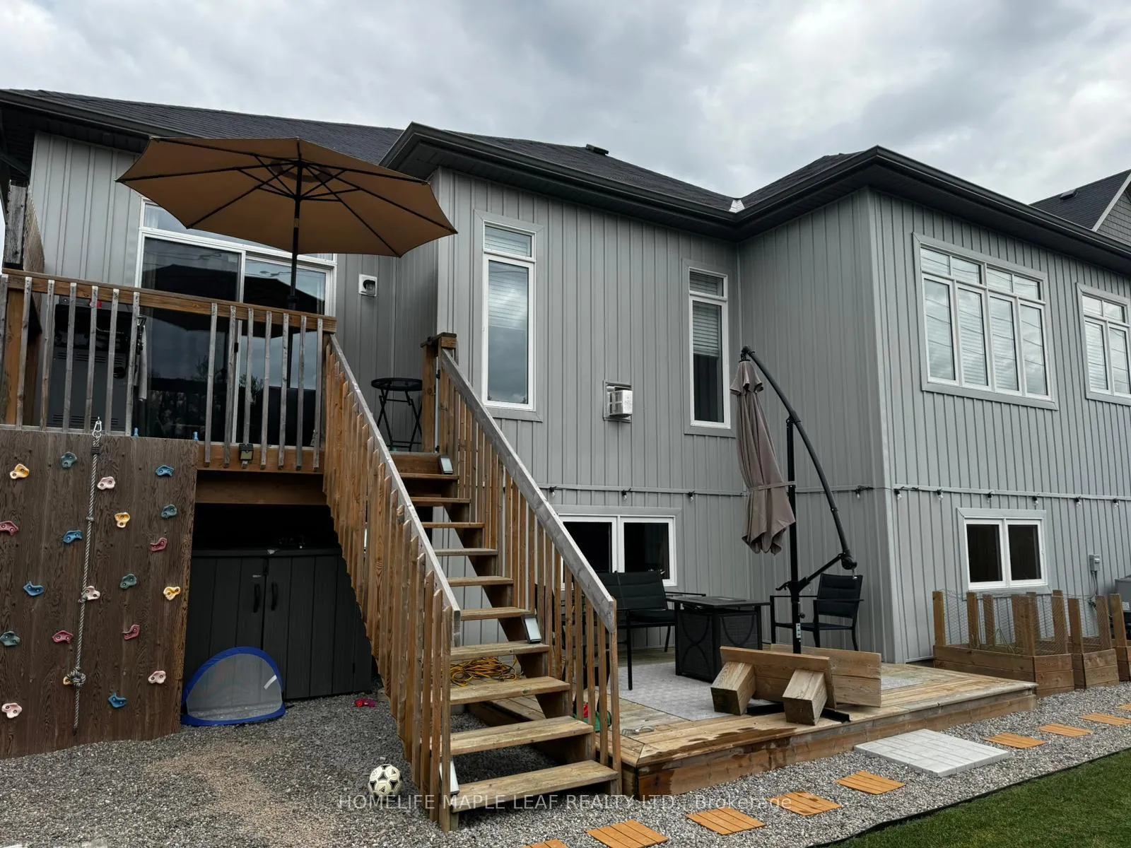 Photo 5 of 229 Roy Drive, Clearview, Stayner — HOMEH