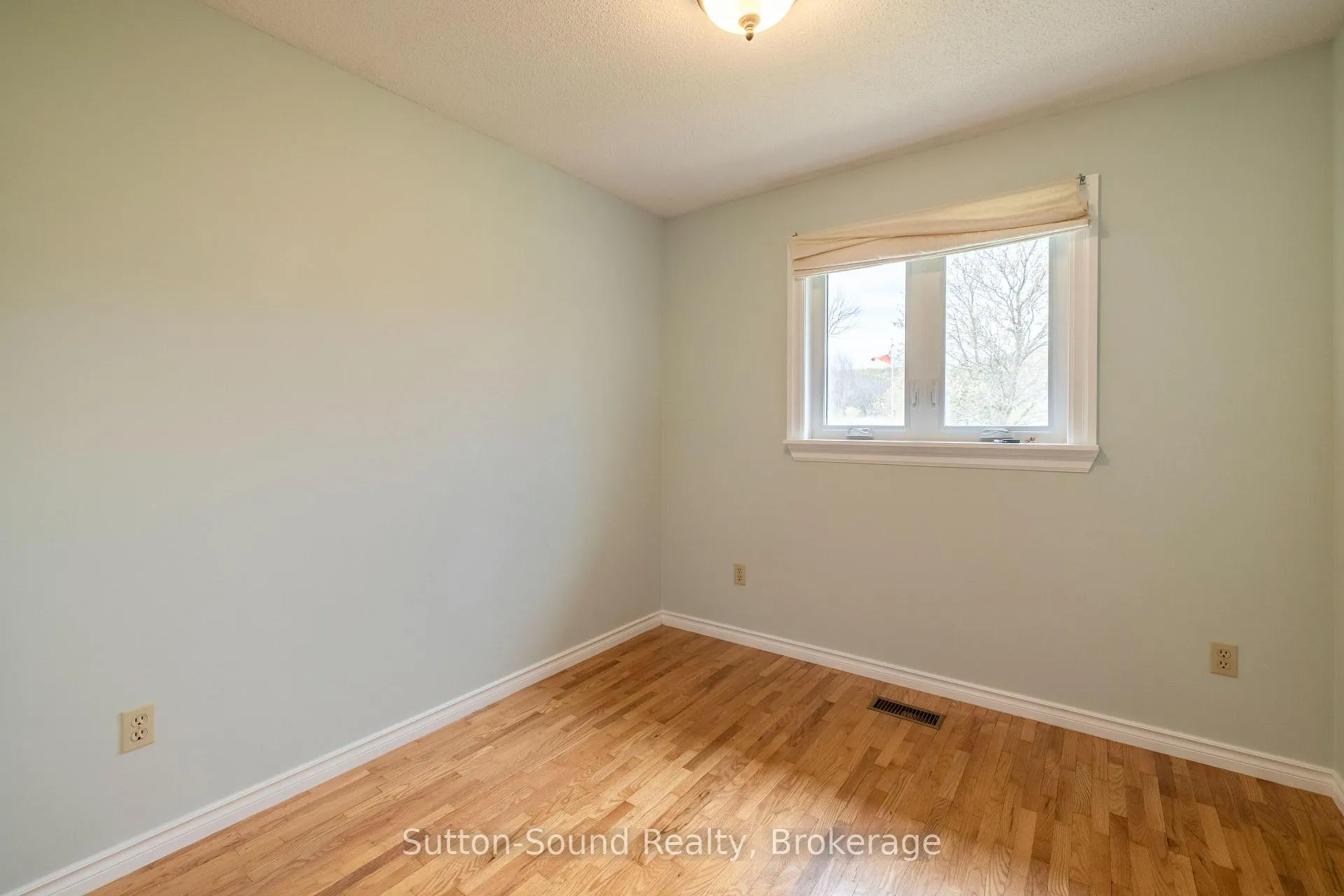 Photo 12 of 244363 22 Side Road, Meaford — HOMEH