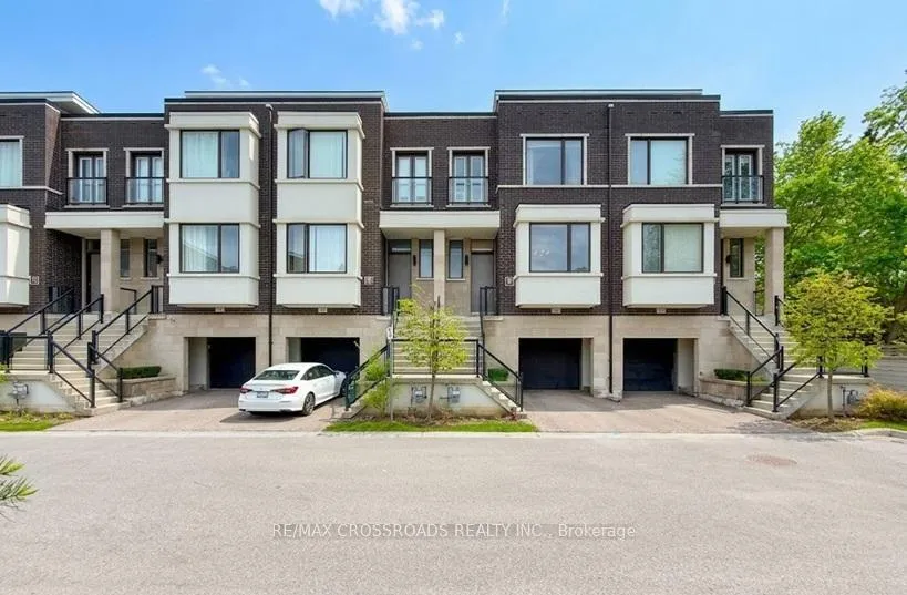 Front of 114 Genuine Lane
