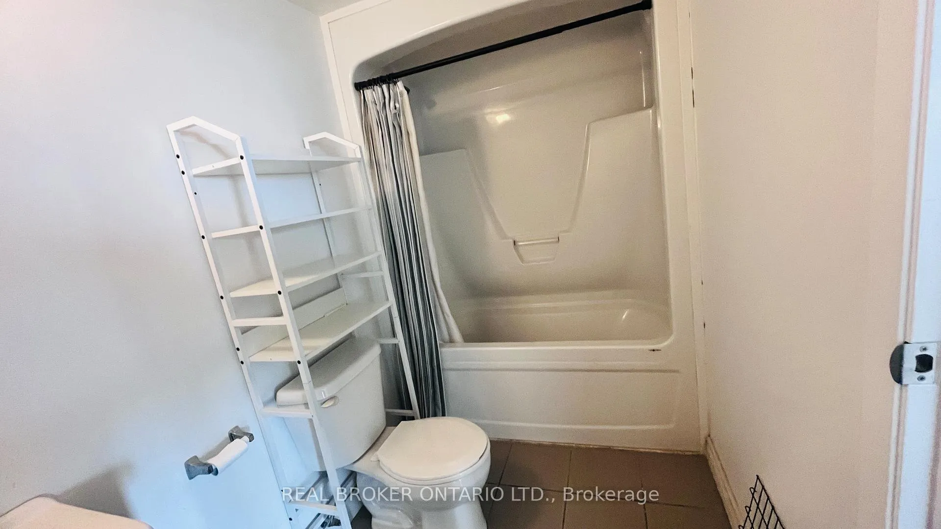 Photo 15 of Unit 2204, 158 King Street N, Waterloo, Beechwood/University — HOMEH