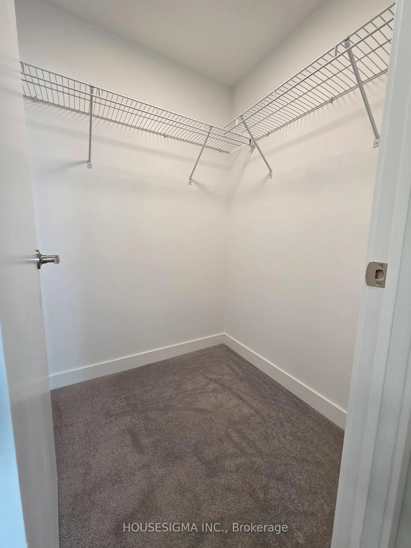 Photo 32 of Unit 607, 4010 Eglinton Avenue W, Etobicoke, Humber Heights — HOMEH