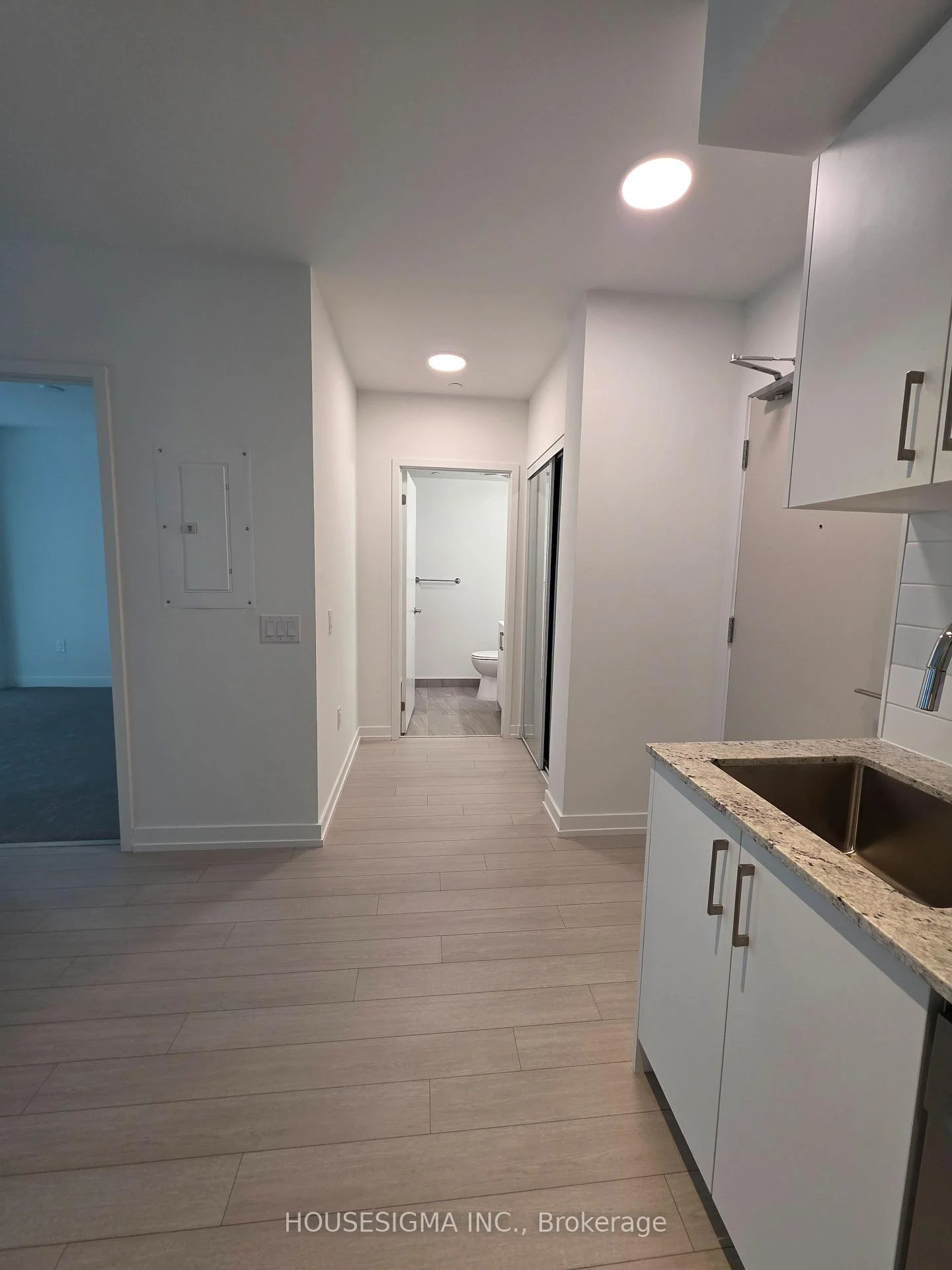 Photo 55 of Unit 607, 4010 Eglinton Avenue W, Etobicoke, Humber Heights — HOMEH