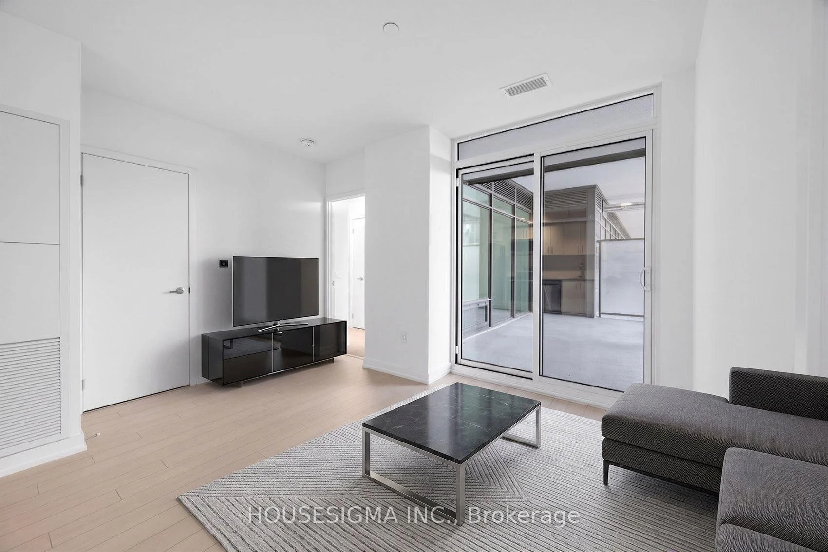 Photo 14 of Unit 607, 4010 Eglinton Avenue W, Etobicoke, Humber Heights — HOMEH