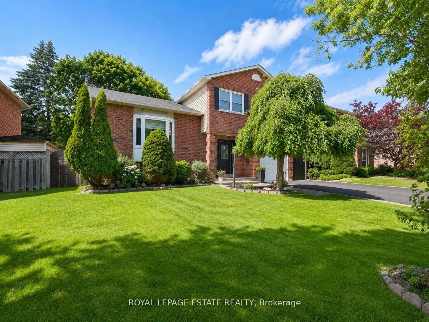 Photo 2 of 130 William Stephenson Drive, Whitby, Blue Grass Meadows — HOMEH
