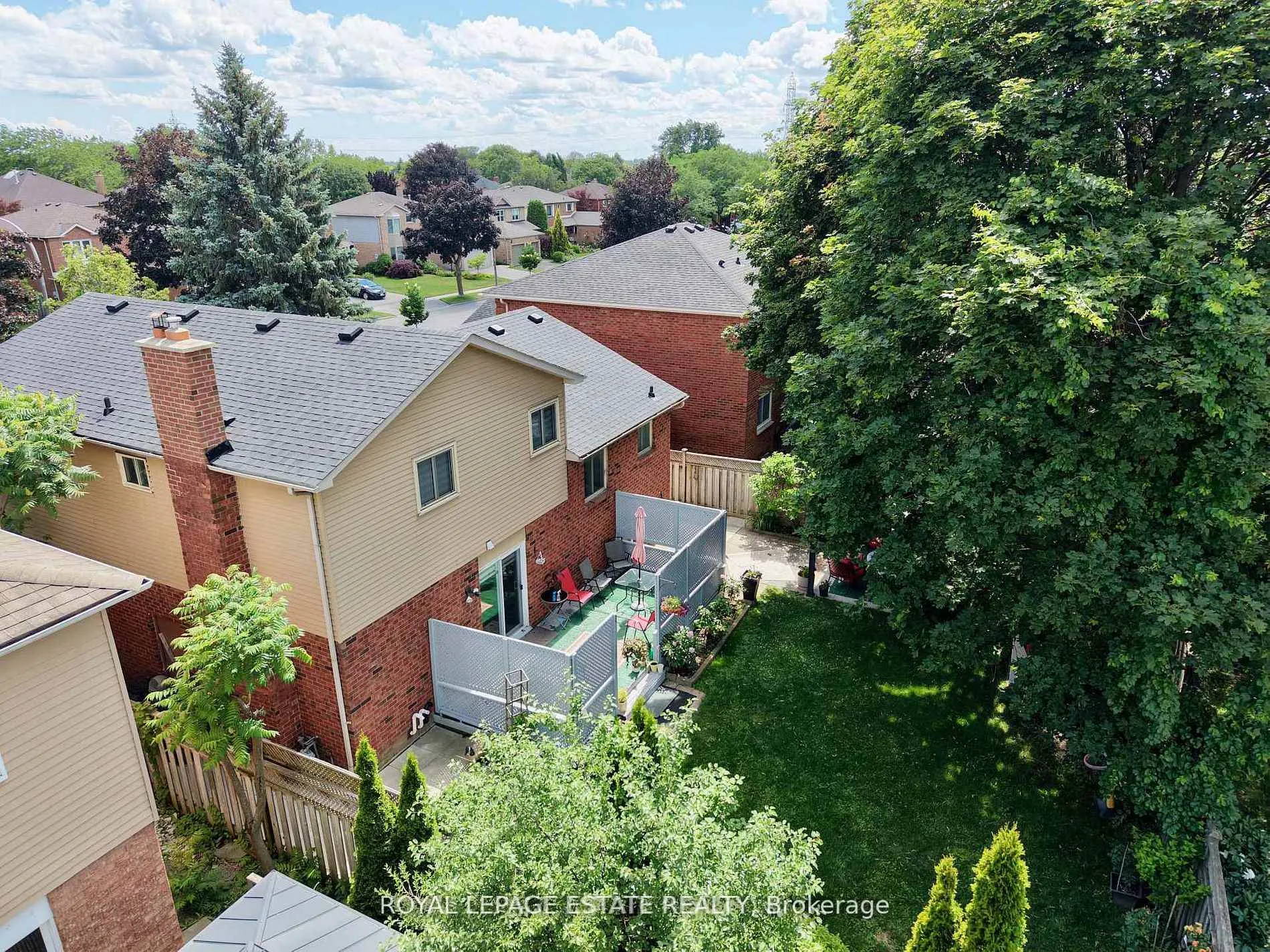 Photo 31 of 130 William Stephenson Drive, Whitby, Blue Grass Meadows — HOMEH